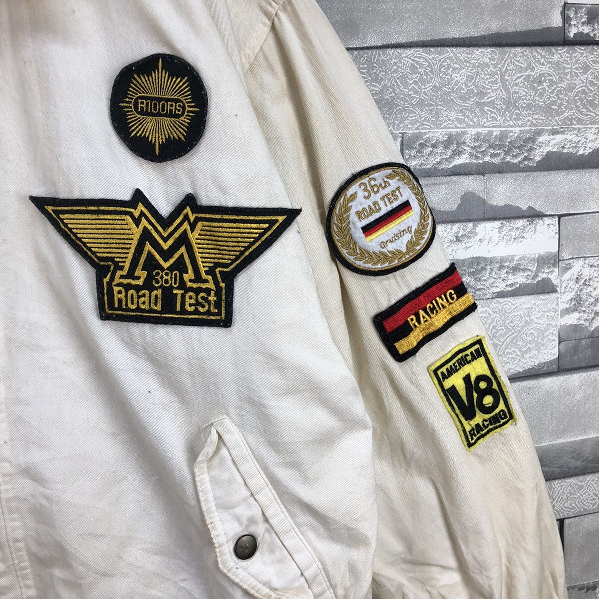 Formula 1 × Vintage Vintage Horizon Formula One Racing Team Bomber Style Size US XL / EU 56 / 4 - 5 Thumbnail