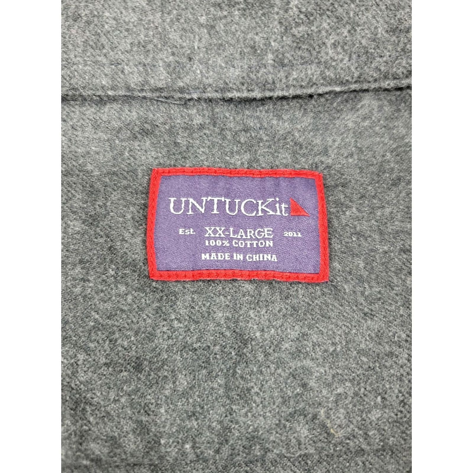 UNTUCKit UNTUCKit Long Sleeve Button Up Shirt Gray Charcoal Cotton Men’s XXL Regular Size Shirt Button-Up Casual Vintage No N/A Size US XXL / EU 58 / 5 - 8 Thumbnail