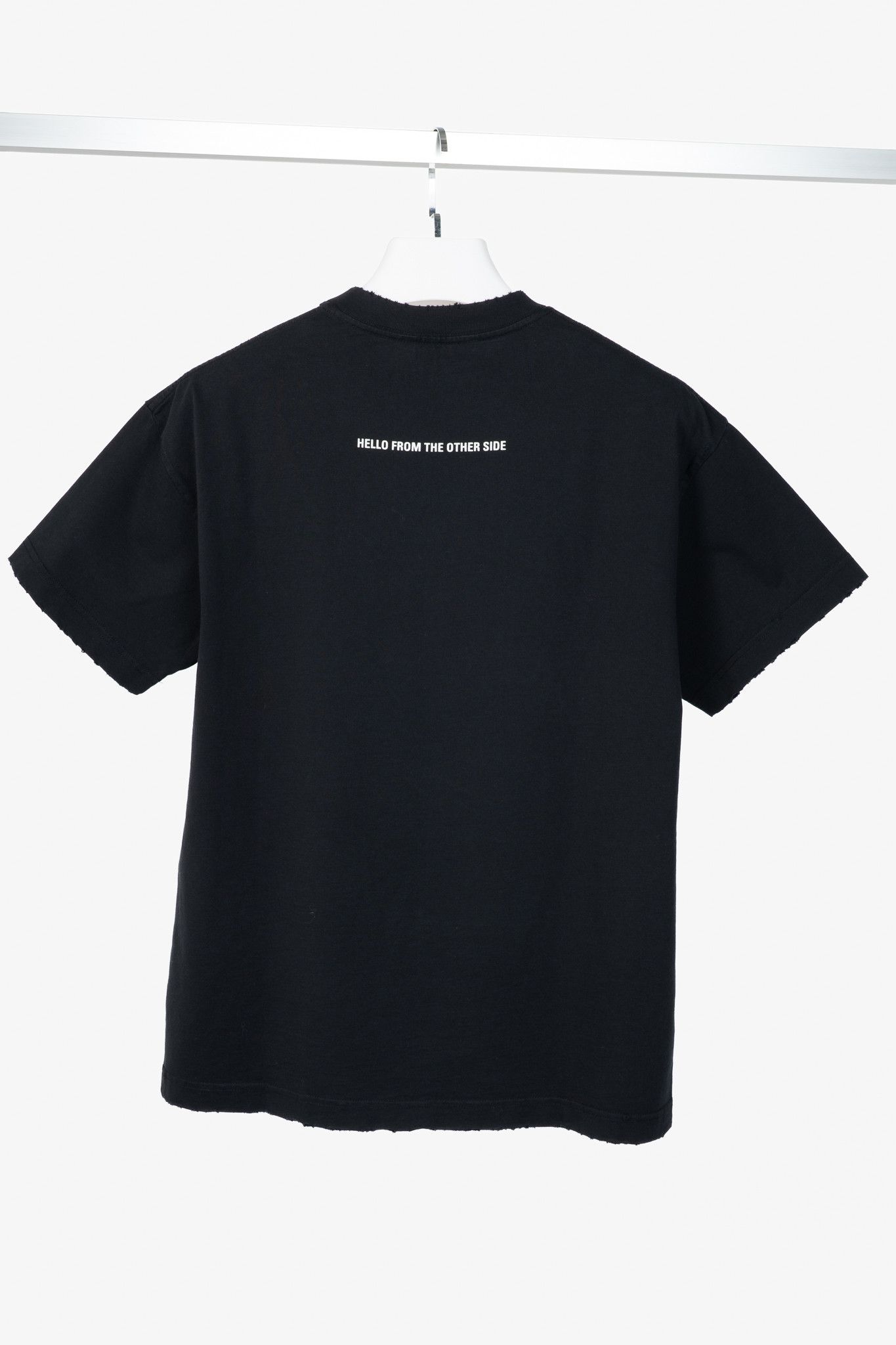 Balenciaga Balenciaga Black Alien-Graphic Distressed Cotton T-Shirt Size XS / US 0-2 / IT 36-38 - 2 Thumbnail