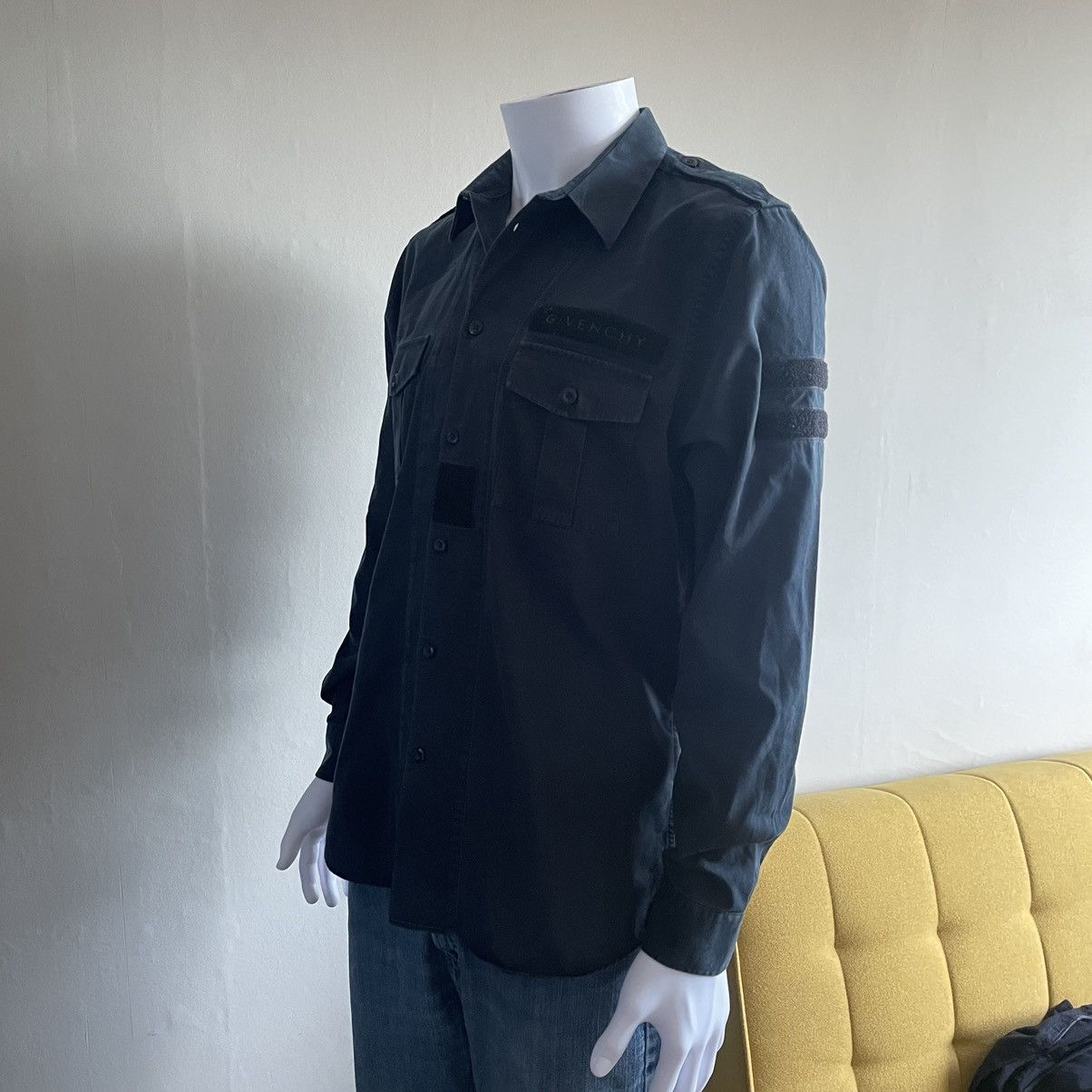 Givenchy Givenchy SS17 Riccardo Tisci Era Officers Shirt Size US L / EU 52-54 / 3 - 2 Thumbnail