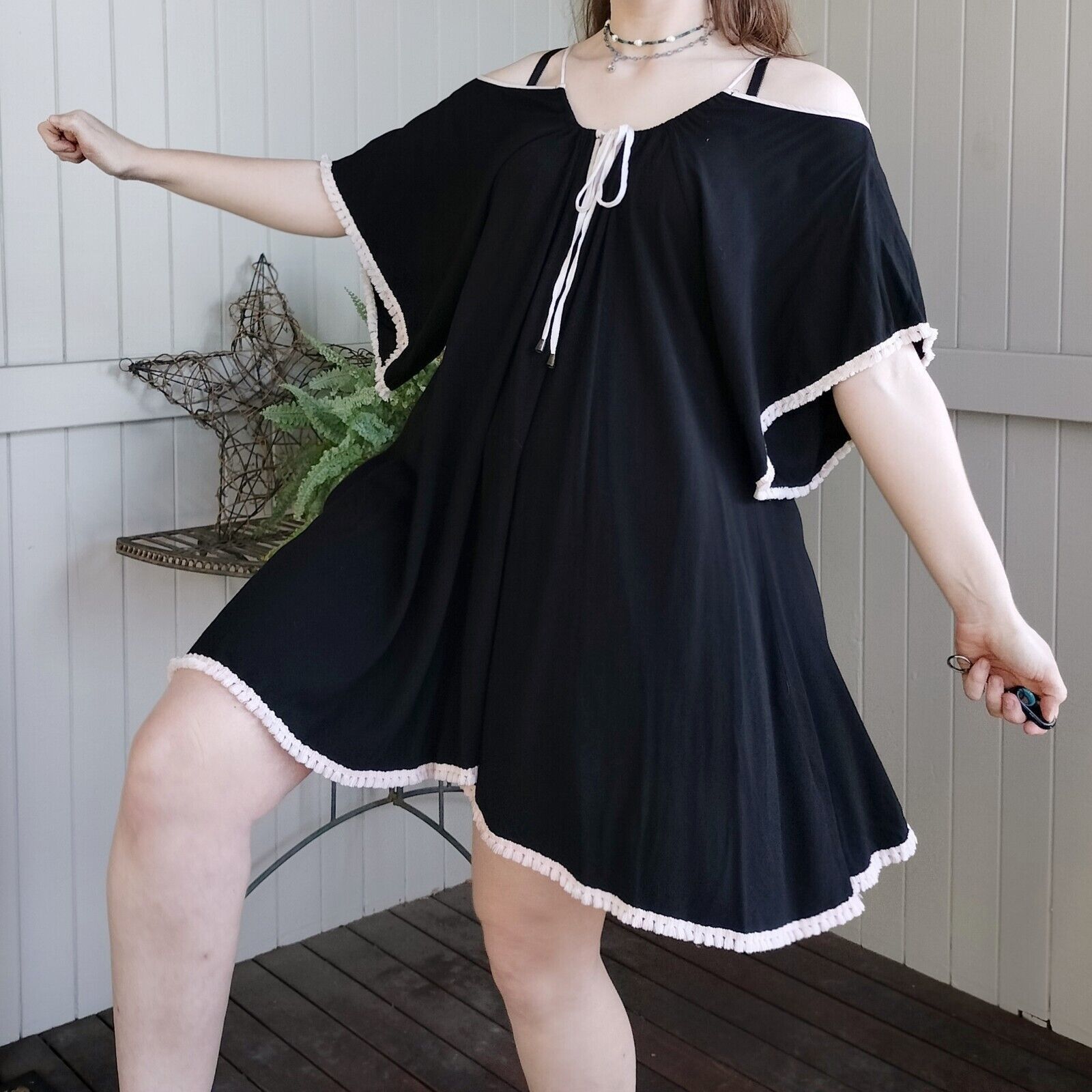 Designer PQ Collection Dress Mini Shift Bell Sleeve Tassel Cocktail Size ONE SIZE - 5 Thumbnail