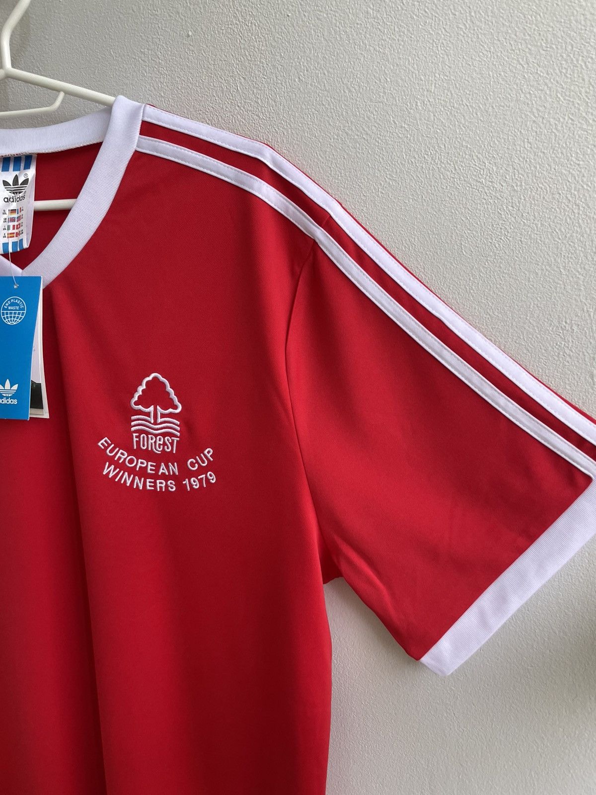 Vintage Nottingham Forest 1981 1982 Soccer Football Shirt REISSUE Size US XXL / EU 58 / 5 - 4 Thumbnail