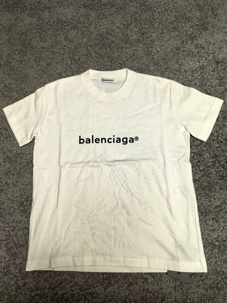 Balenciaga Balenciaga Short sleeve 2502-Nextarrow Size M / US 6-8 / IT 42-44 - 1 Thumbnail