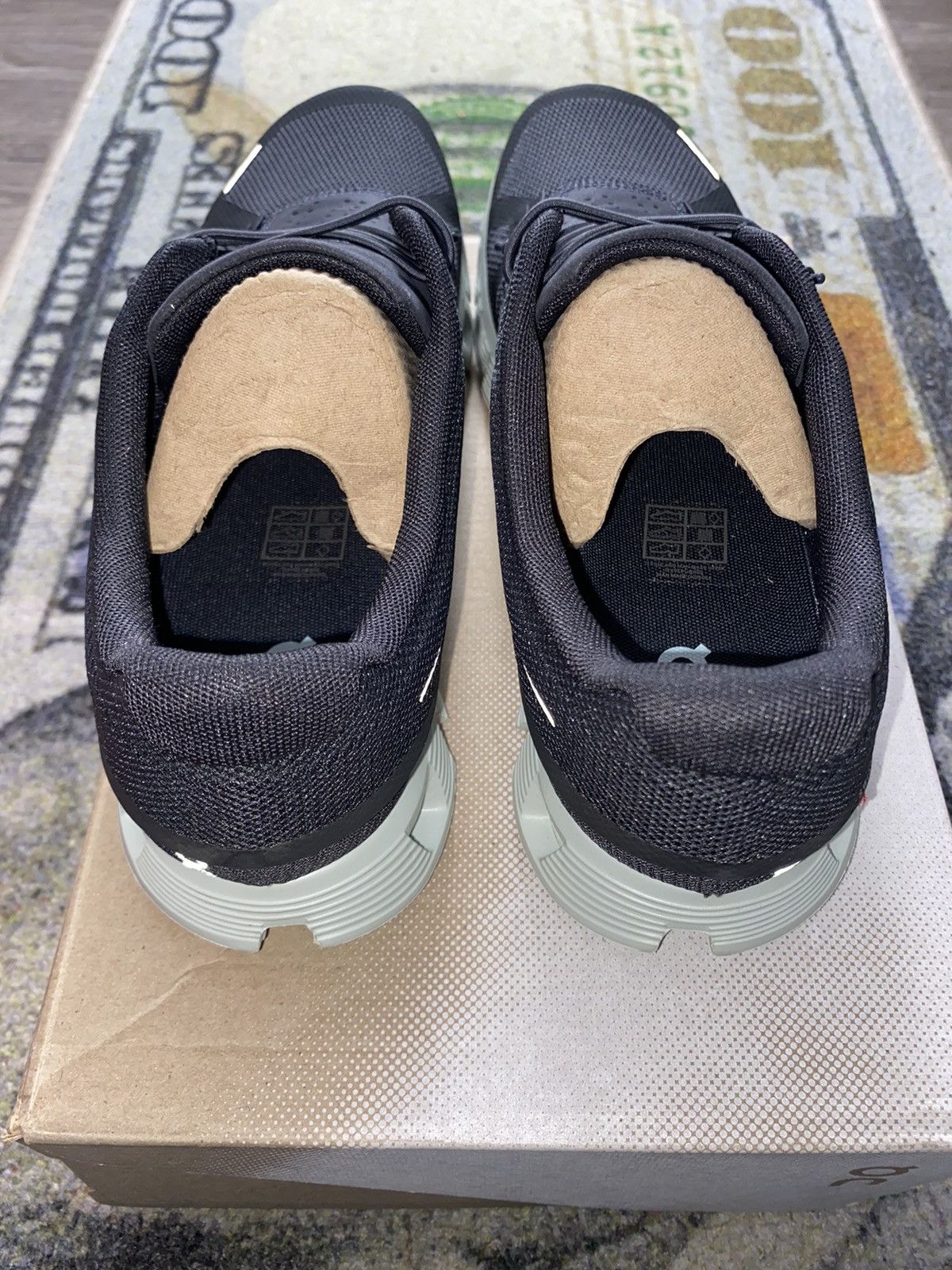 On On Running Cloud 5 Magnet Surf (Womens 11) Size US 9.5 / EU 42-43 - 4 Thumbnail