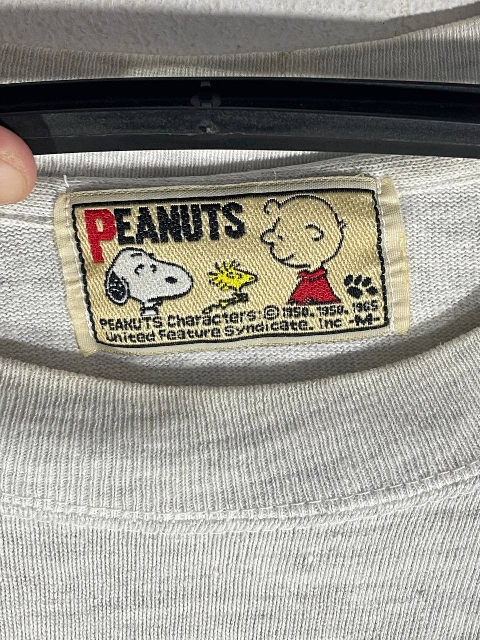 Peanuts Vintage 90s woodstock cartoon bird habitat sweatshirt size M Size US M / EU 48-50 / 2 - 6 Thumbnail