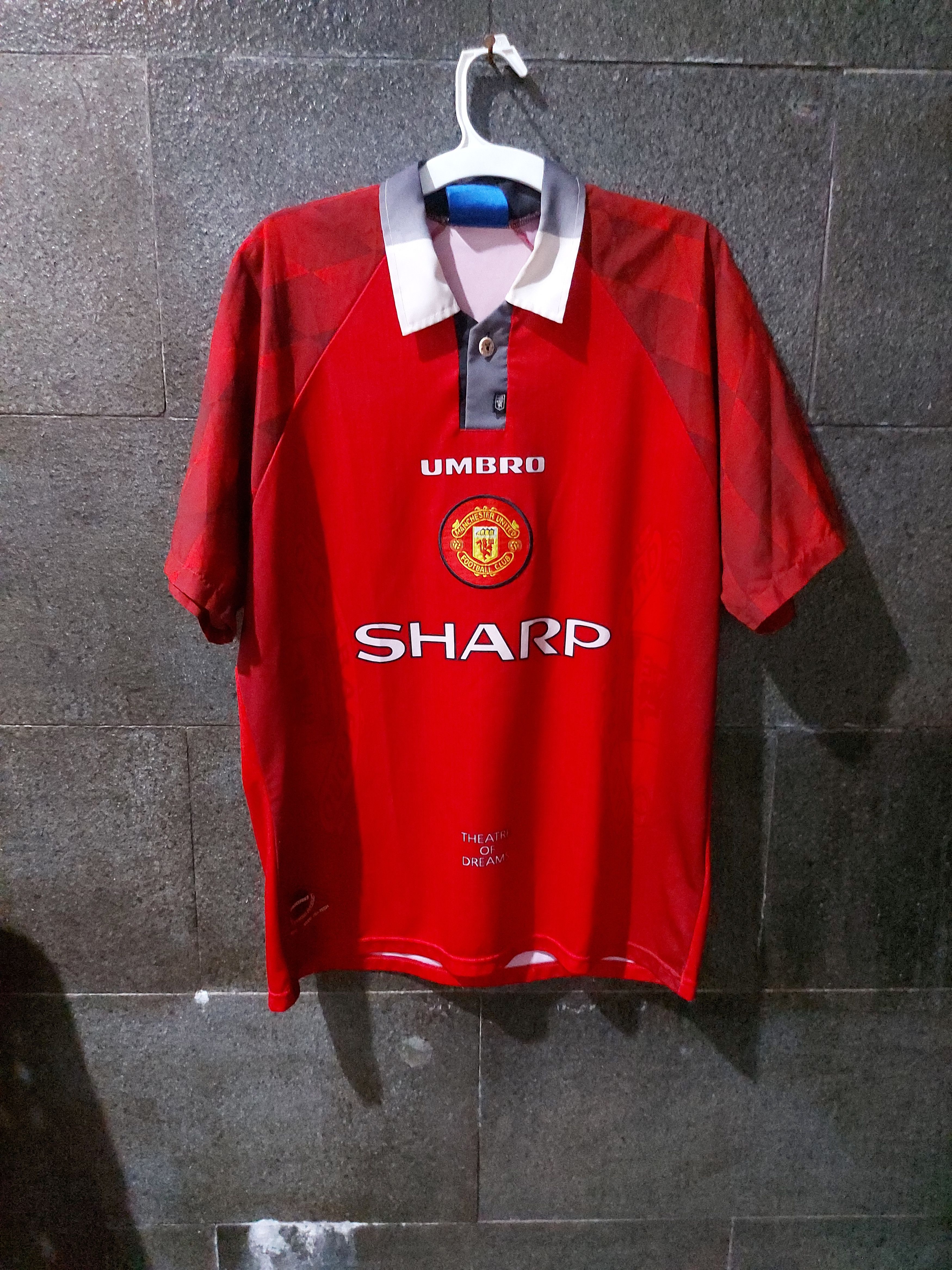 image of Umbro X Vintage Manchester United Jersey 1997 in Red, Men's (Size Large)