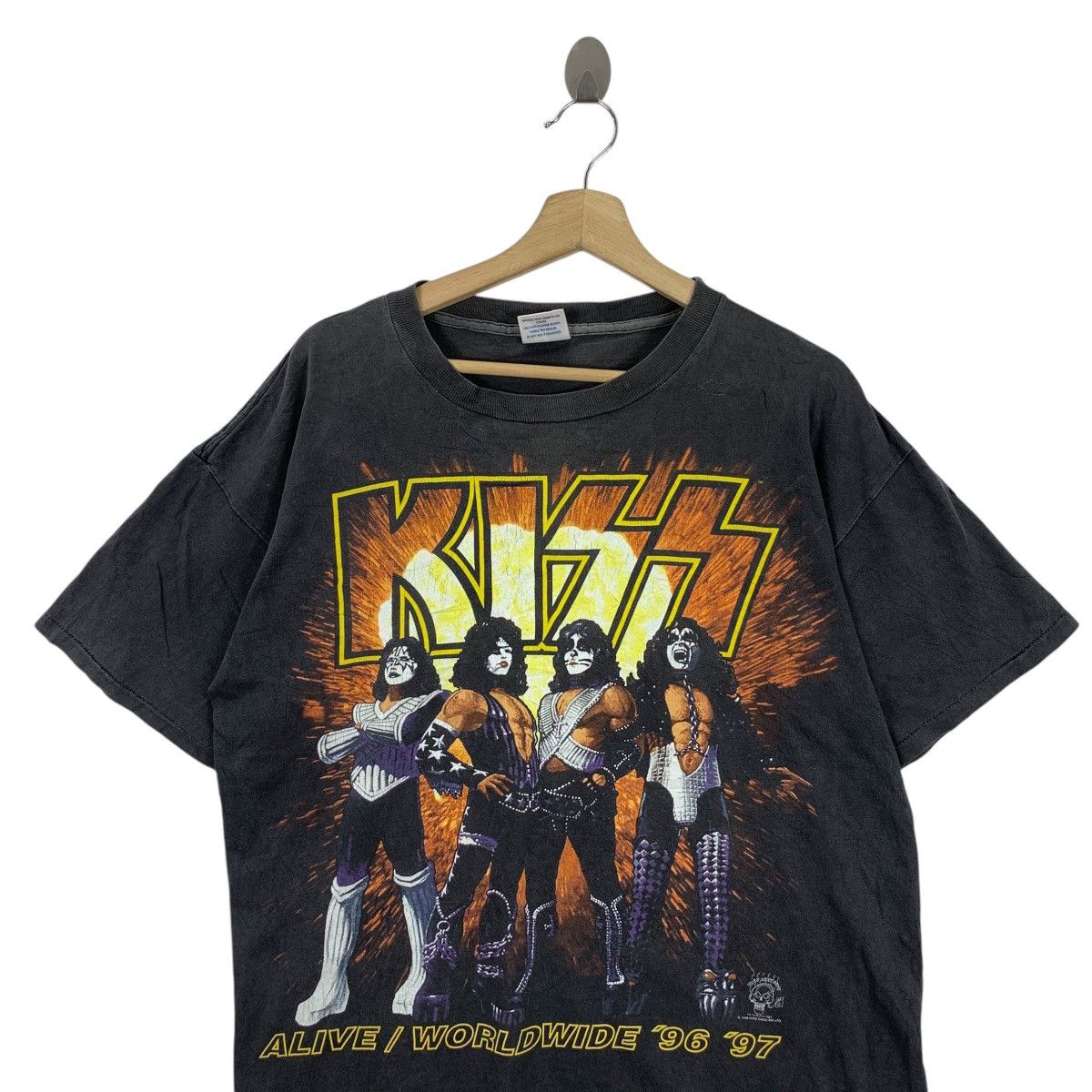 Band Tees Vintage 1996 KISS ALIVE WORLDWIDE Tokyo Tour Tee Shirt Top Size US L / EU 52-54 / 3 - 2 Thumbnail