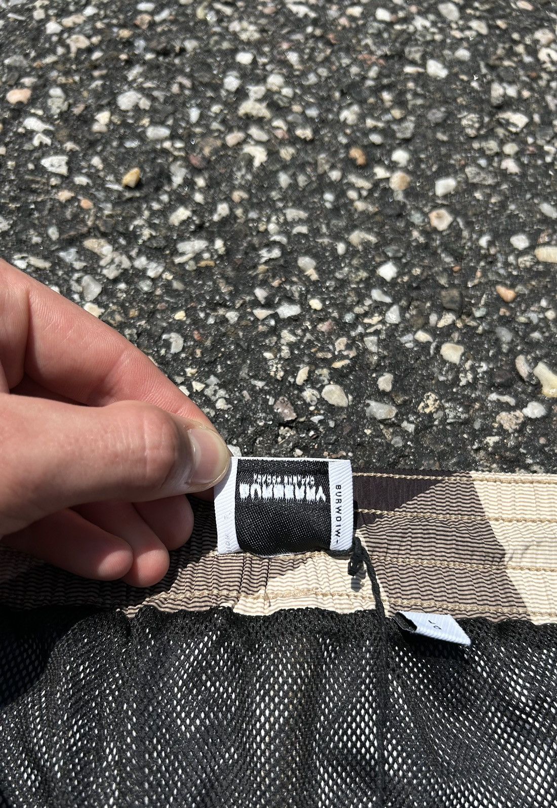 Burberry Burberry Check Swim Shorts Size US 34 / EU 50 - 8 Thumbnail