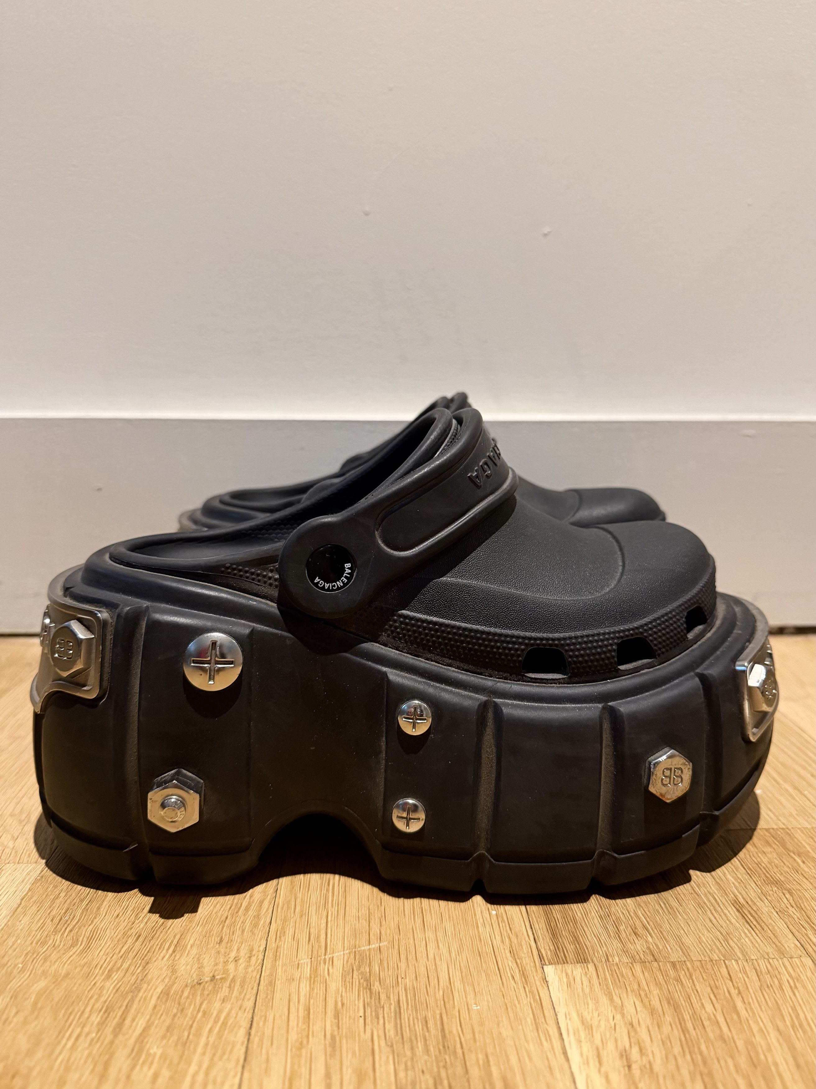 Balenciaga Balenciaga x Crocs HardCrocs Mules Size US 4 / IT 34 - 2 Thumbnail