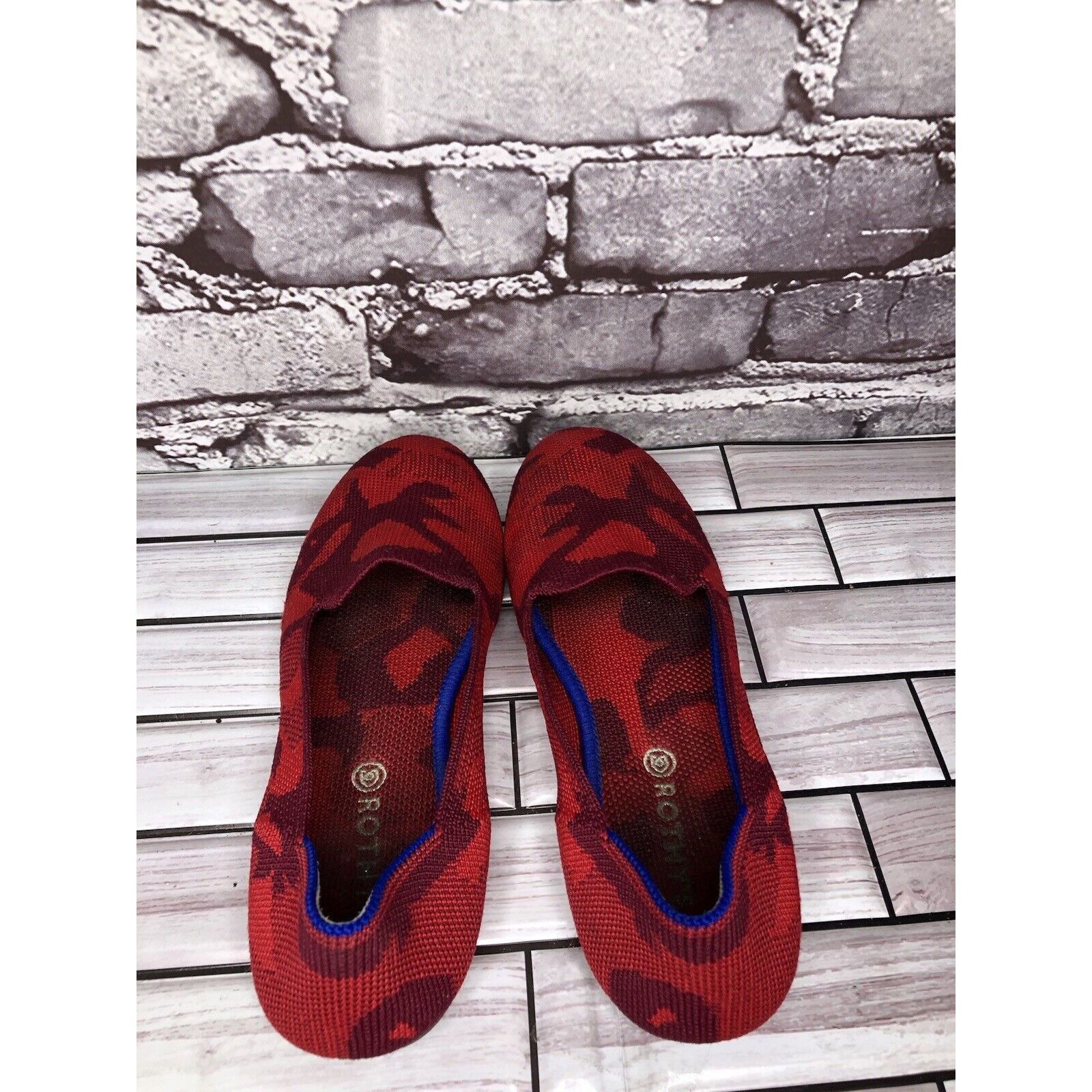 Other Rothy’s Red Camo Fabric Knit Round Toe Slip On Flats Shoes W Size US 4.5 / IT 34.5 - 6 Thumbnail