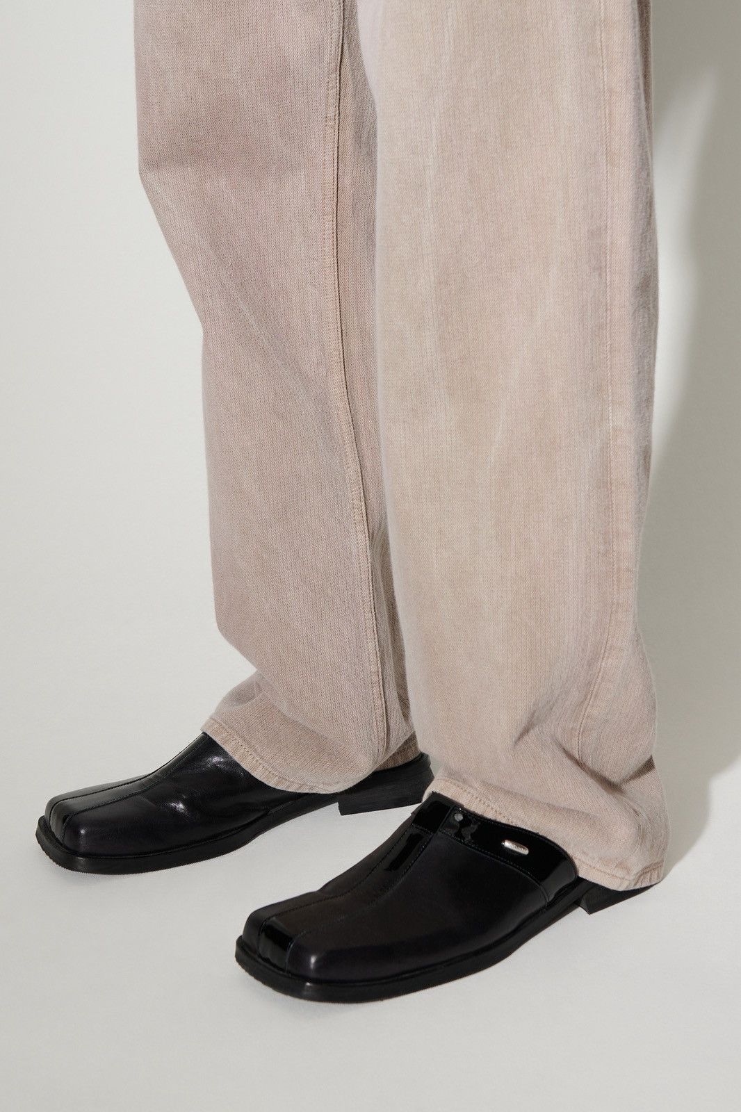 Our Legacy Our Legacy Blunt Mule Top Dyed Black Leather size 40 Size US 7 / EU 40 - 8 Thumbnail