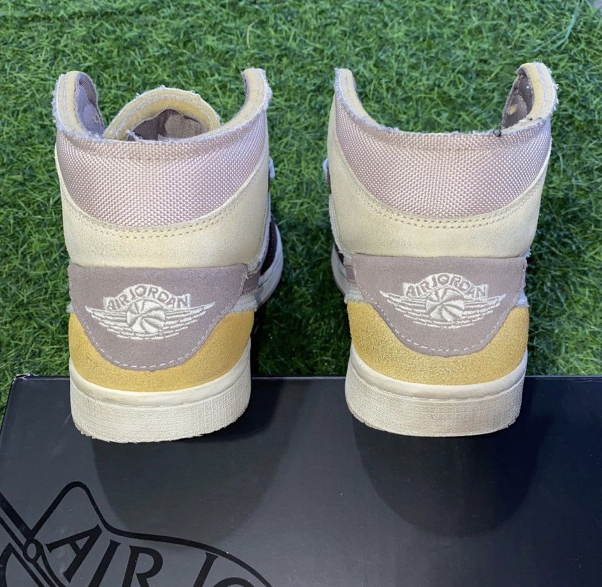 Jordan Brand Air Jordan 1 Mid SE Craft ‘Inside Out - Taupe Haze’ 2023 Size US 8.5 / EU 41-42 - 6 Thumbnail