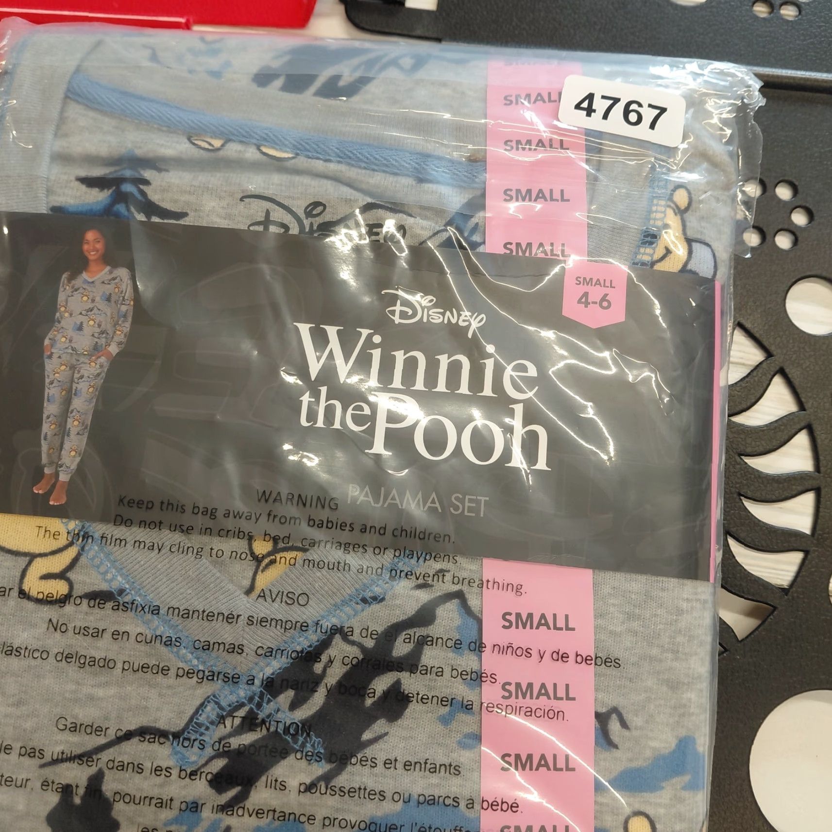Disney DISNEY Winnie The Pooh & Piglet 2-Piece Pajama Set Gray Womens Size Small 4/6 Size ONE SIZE - 5 Thumbnail