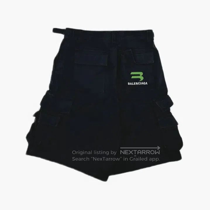 Balenciaga Balenciaga Black Casual Cargo Shorts for Men. Size US 44 / EU 60 - 2 Thumbnail