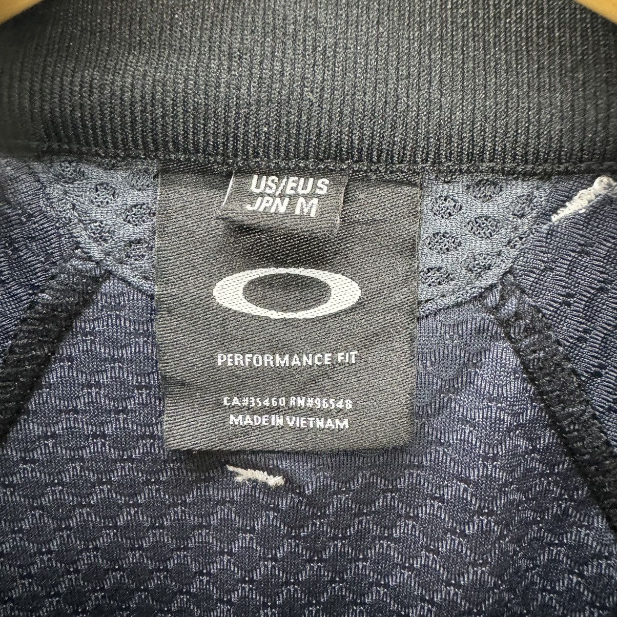 Oakley 🔥OAKLEY PERFORMANCE FIT SURVIVAL LIGHT ZIPPER JACKET Size US M / EU 48-50 / 2 - 12 Thumbnail