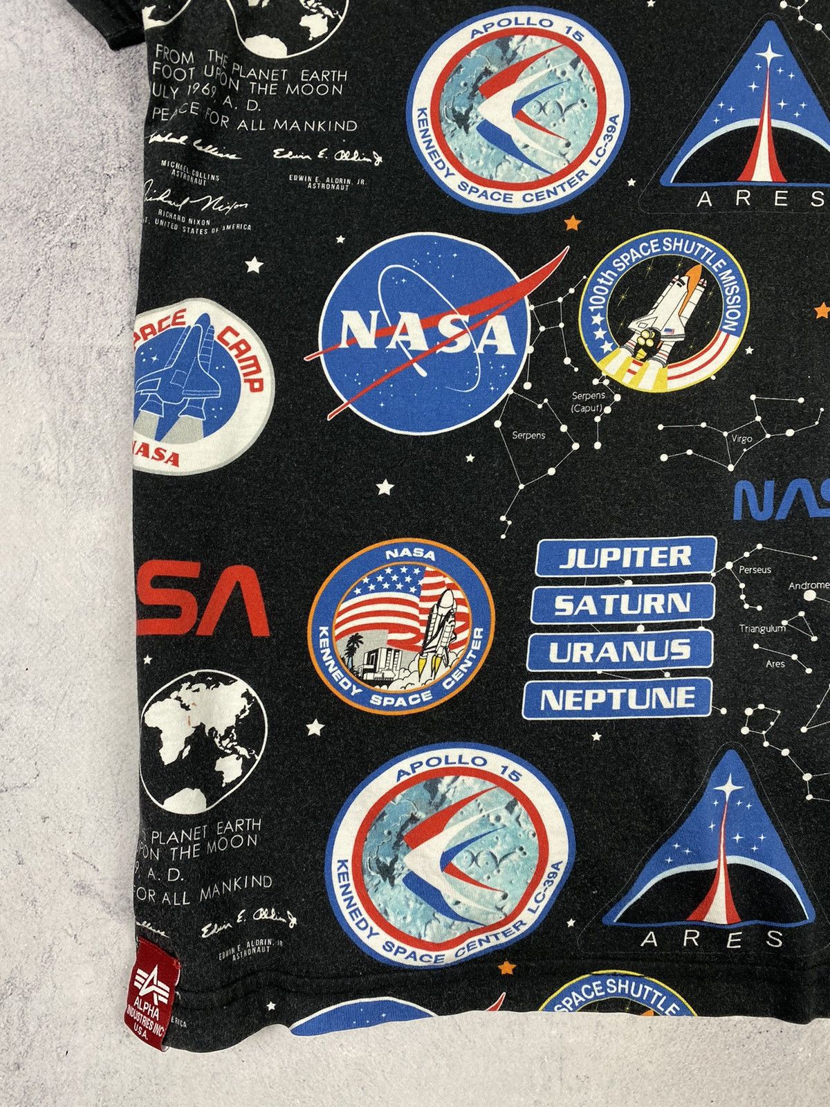 Alpha Industries Alpha Industries NASA Cosmos USA Flag Tee Size US XL / EU 56 / 4 - 5 Thumbnail