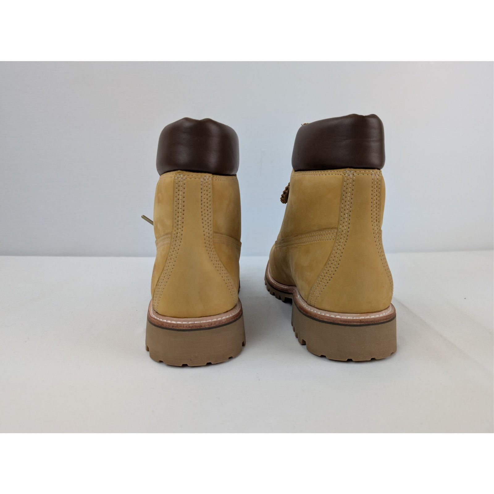 Timberland o1rshd1 Luxe Mid Lace Waterproof Boots in Wheat Nubuck Size US 11 / EU 44 - 12 Thumbnail
