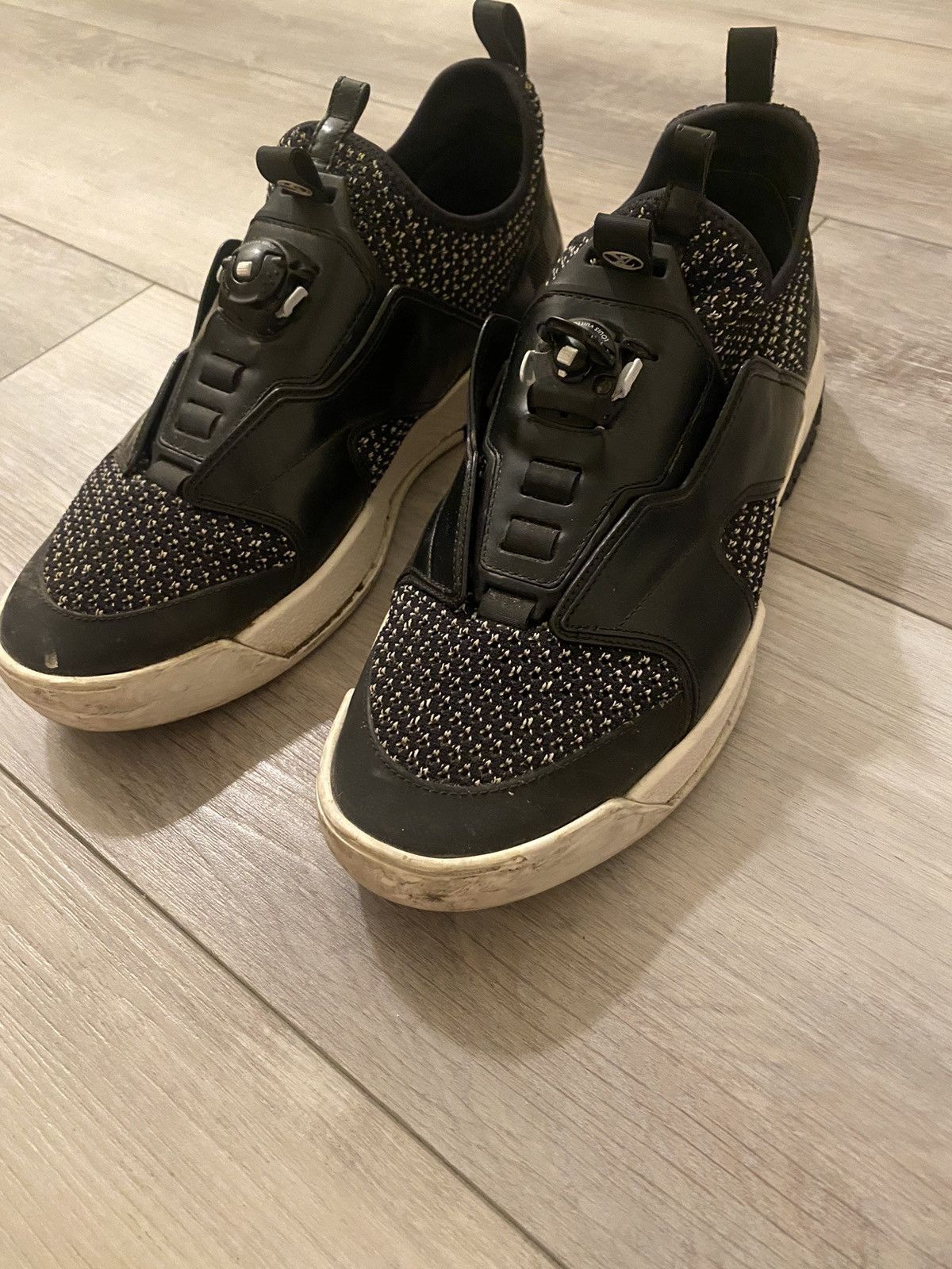 Louis Vuitton Louis Vuitton Laceless Fuel Power Sneaker VINTAGE UNRELEASED Size US 10 / EU 43 - 2 Thumbnail