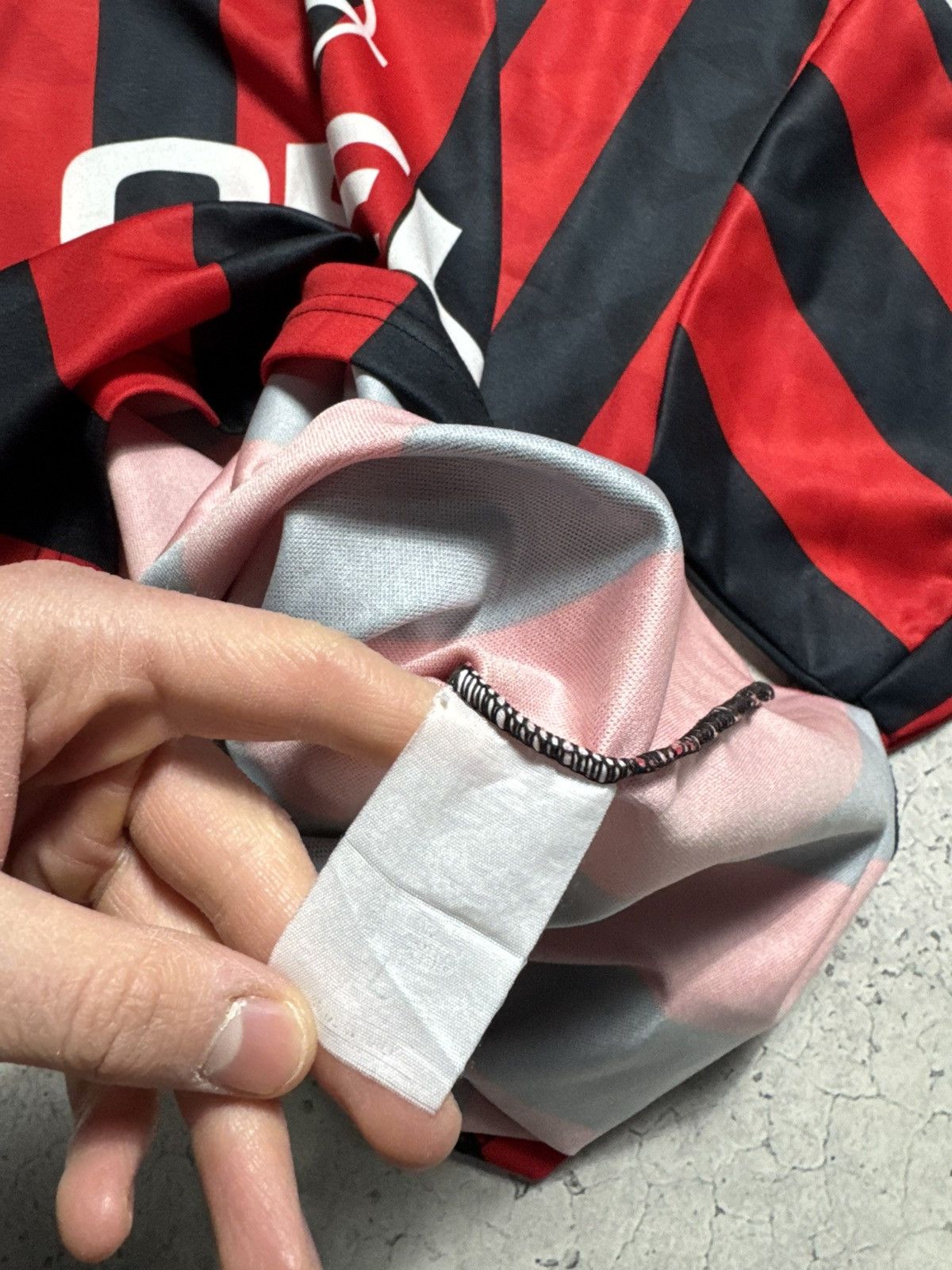 Lotto Sport Lotto Sport AC Milan 1995/1996 Vintage Soccer Jersey Size US L / EU 52-54 / 3 - 8 Thumbnail