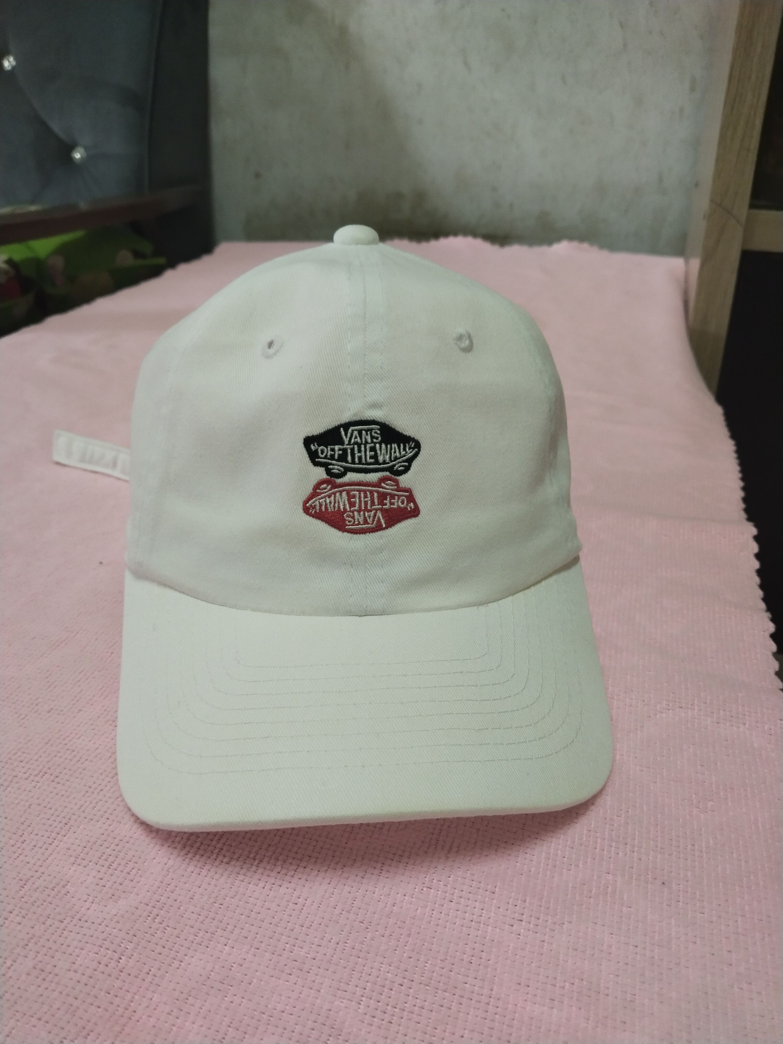 Vans RARE VANS OFF THE WALL EMBROIDERY UP AND DOWN CAP Size ONE SIZE - 1 Thumbnail