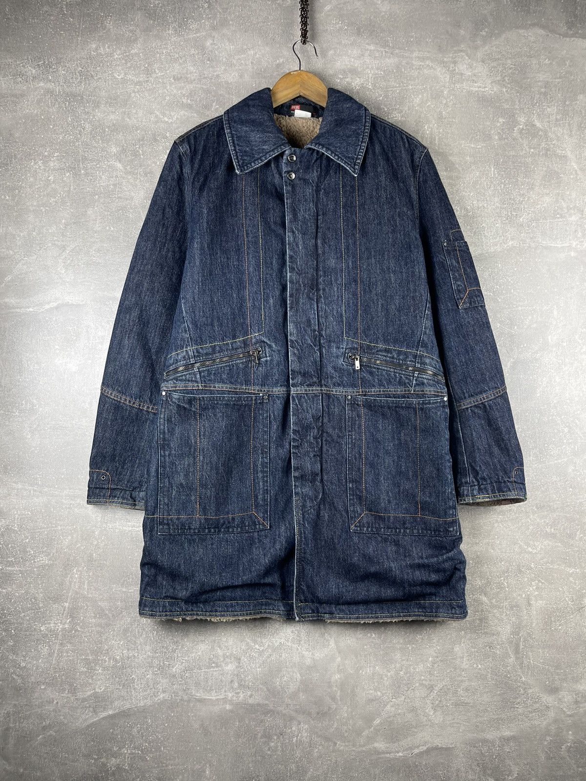 Diesel DIESEL Vintage 00s Avant Grade Sherpa Lined Heavy Denim Coat Size US S / EU 44-46 / 1 - 1 Thumbnail