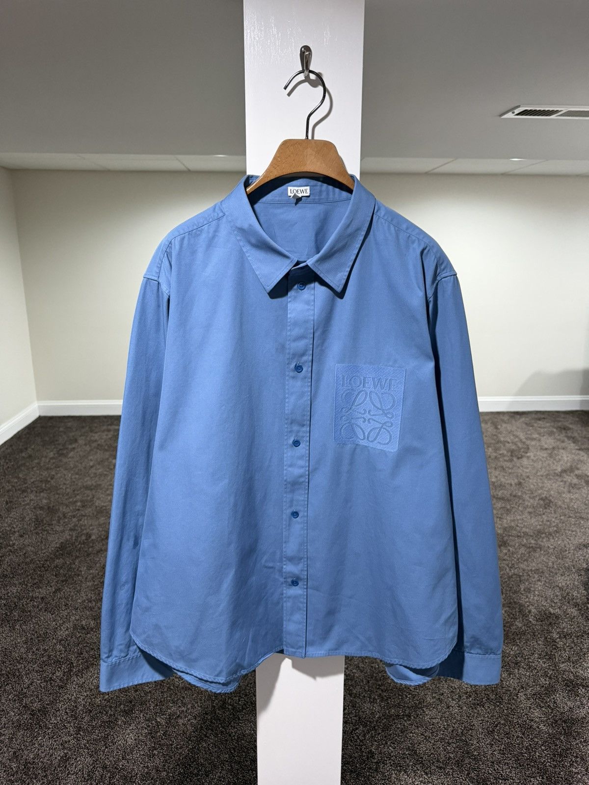 Loewe Loewe “Ash Blue” Anagram Emboidered Pocket Logo Button Shirt Size US XL / EU 56 / 4 - 1 Thumbnail