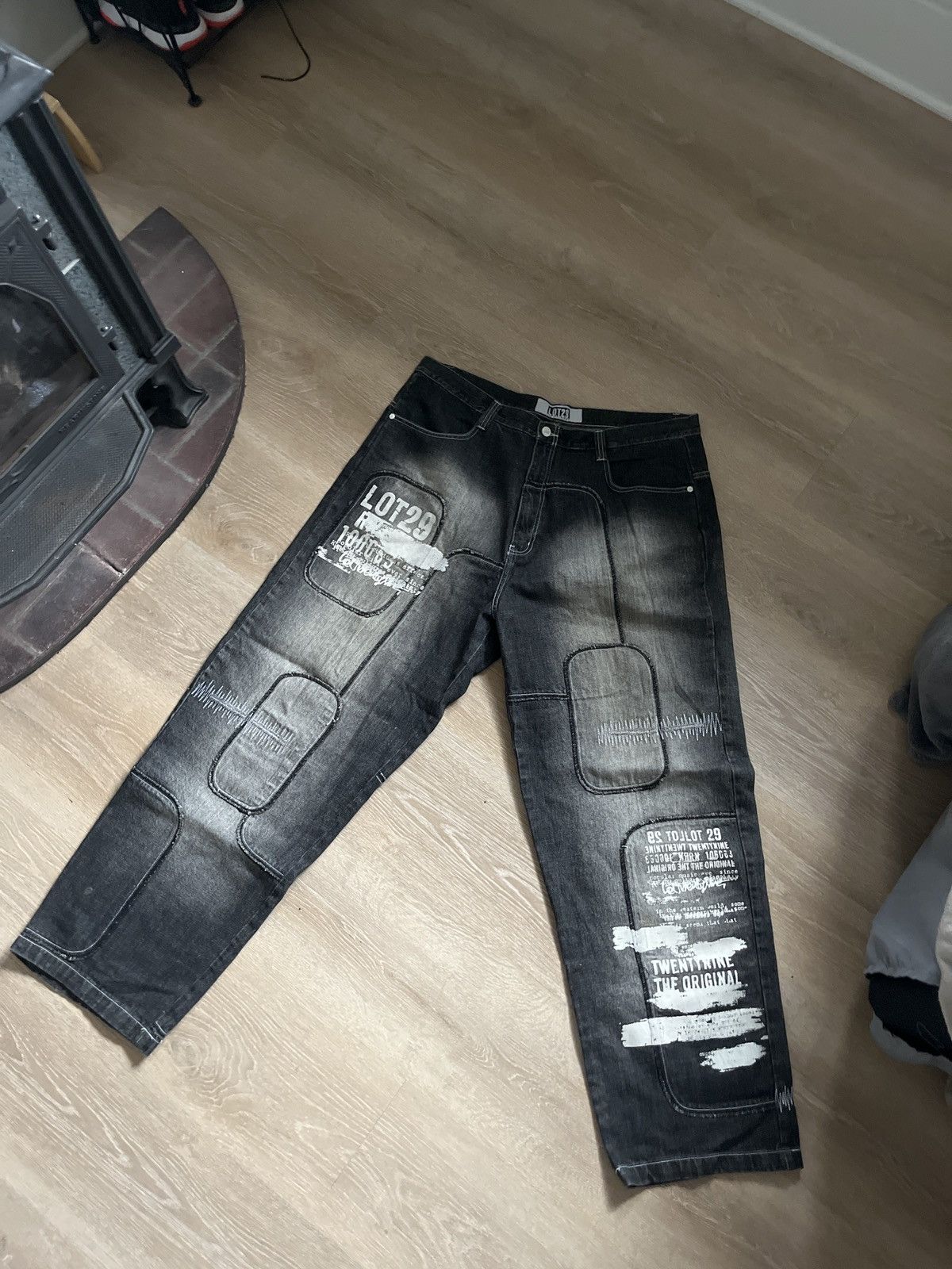 RARE LOT29 BAGGY JEANS