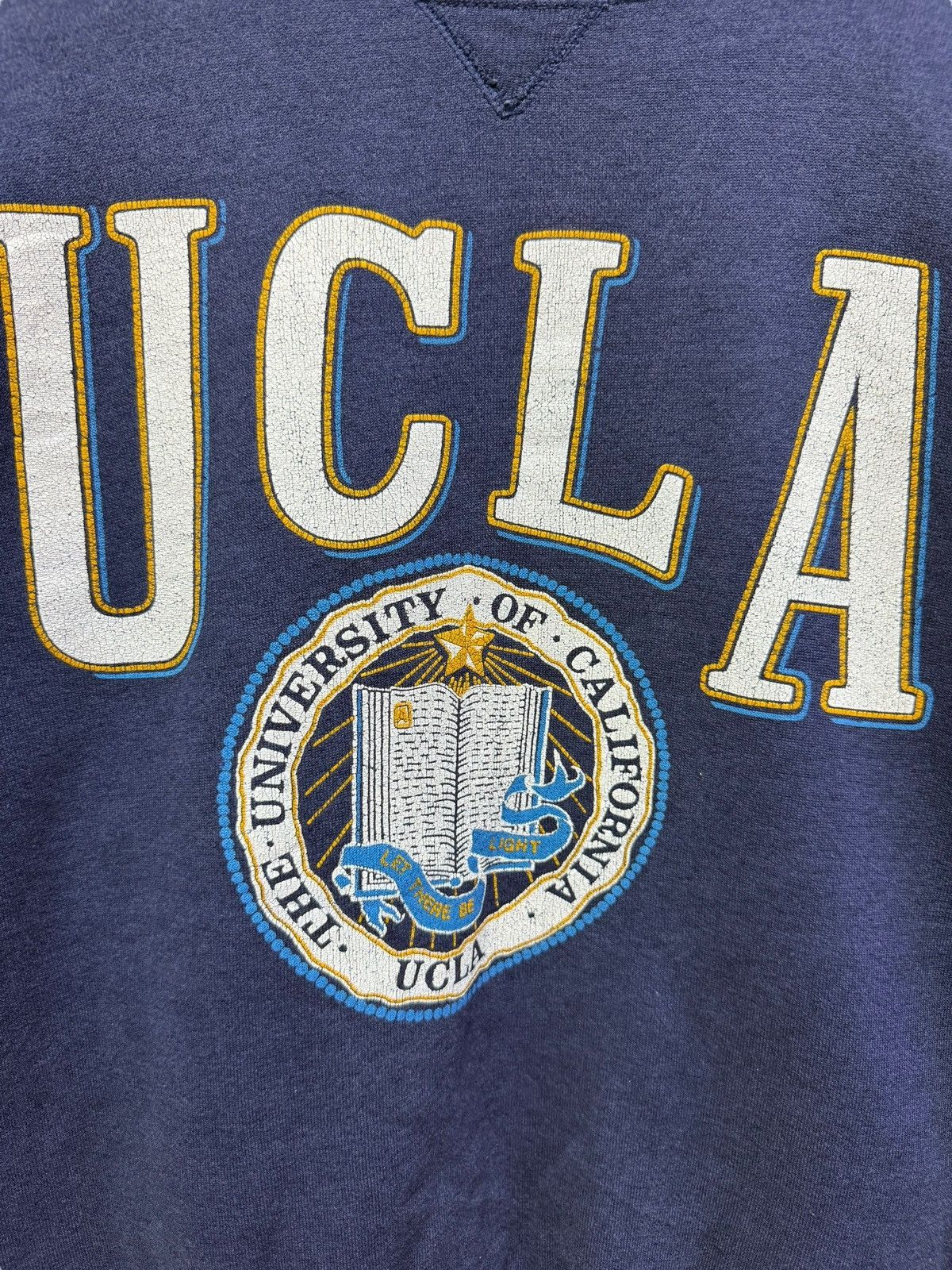 Vintage Vintage ucla university of california usa Size US L / EU 52-54 / 3 - 6 Thumbnail