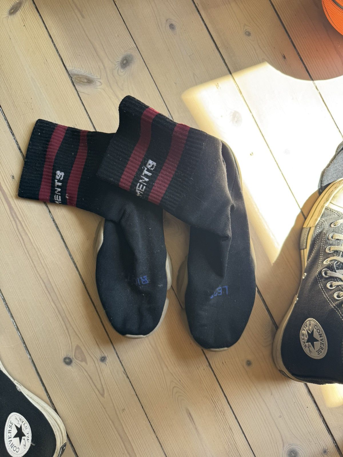 Vetements Vetements socks sneakers Size US 10.5 / EU 43-44 - 3 Thumbnail
