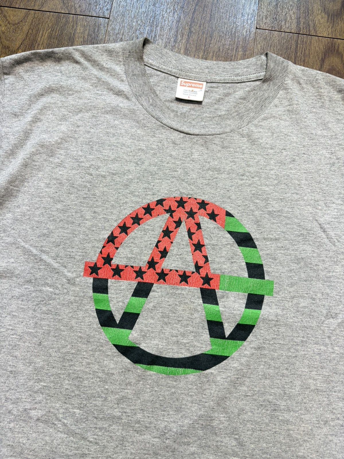 Supreme FREE TAX! SS08 Supreme Anarchy Flag Tee Size US L / EU 52-54 / 3 - 3 Thumbnail