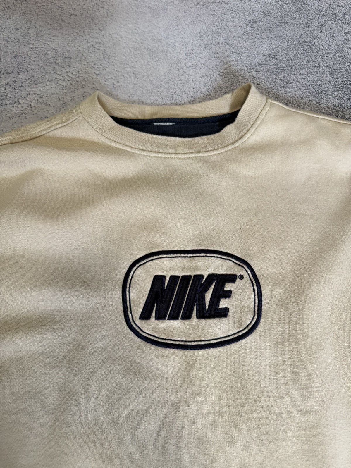 Nike Vintage Nike Center Logo Sweatshirt XXL XXXL Y2K Swoosh Size US XXL / EU 58 / 5 - 2 Thumbnail