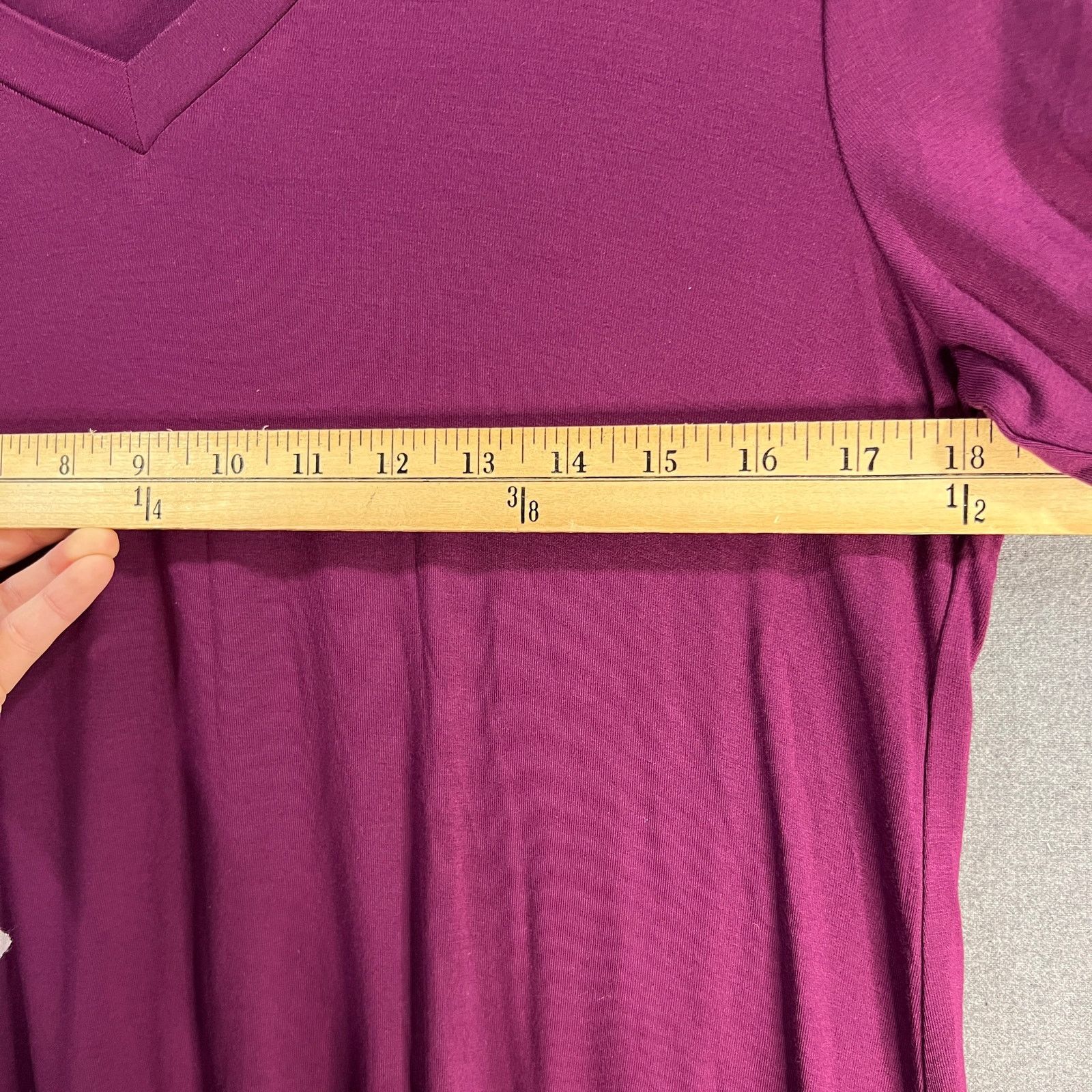 Other Susan Graver Lifestyle Spa Knit V-Neck Long Sleeve A-Line T Size S / US 4 / IT 40 - 8 Thumbnail