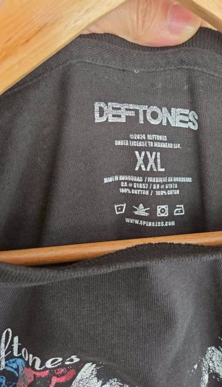 Band Tees Deftones Self Titled Size US XXL / EU 58 / 5 - 3 Thumbnail