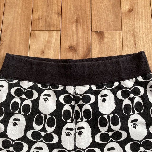 Bape × Coach BAPE × COACH Sweat Shorts a bathing ape ★size L Size US 34 / EU 50 - 6 Thumbnail
