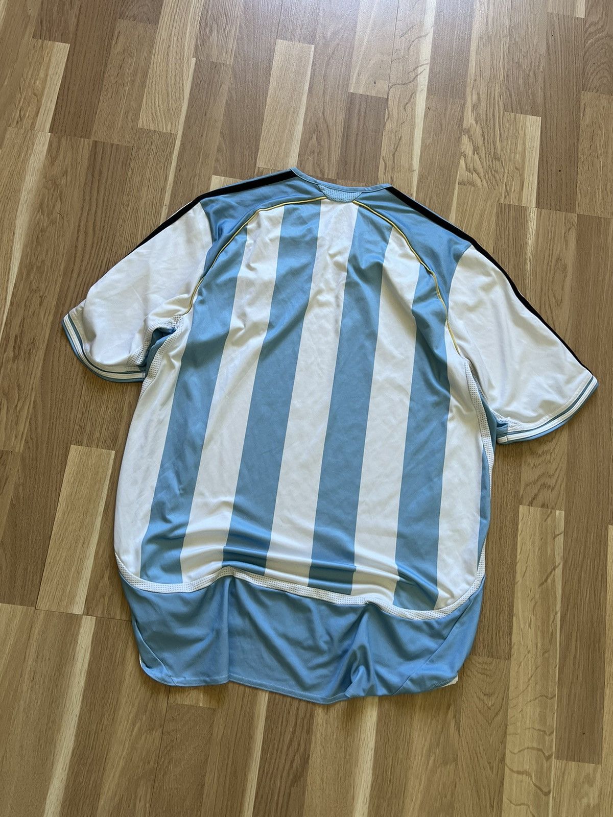 Adidas × Vintage Vintage Argentina soccer football jersey 2005 adidas Size US L / EU 52-54 / 3 - 8 Thumbnail