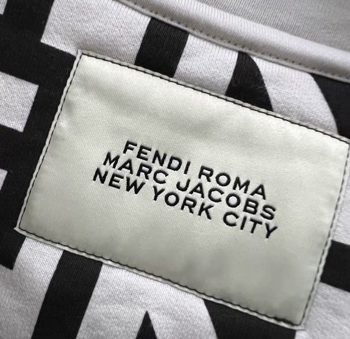 Fendi FENDI Capsule All-Over Letter Print Cropped Sweatshirt J41 Size L / US 10 / IT 46 - 2 Thumbnail