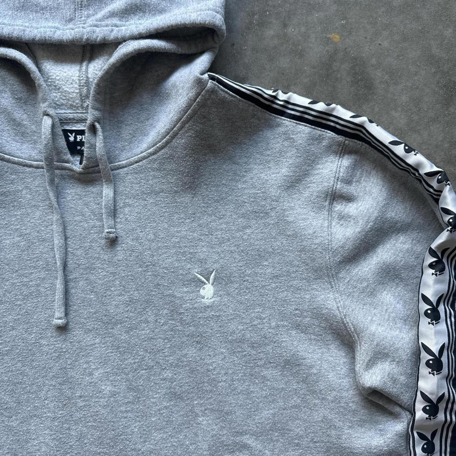 Playboy Playboy Grey Hoodie With Logo Stripes On The Sleeves Size US L / EU 52-54 / 3 - 4 Thumbnail