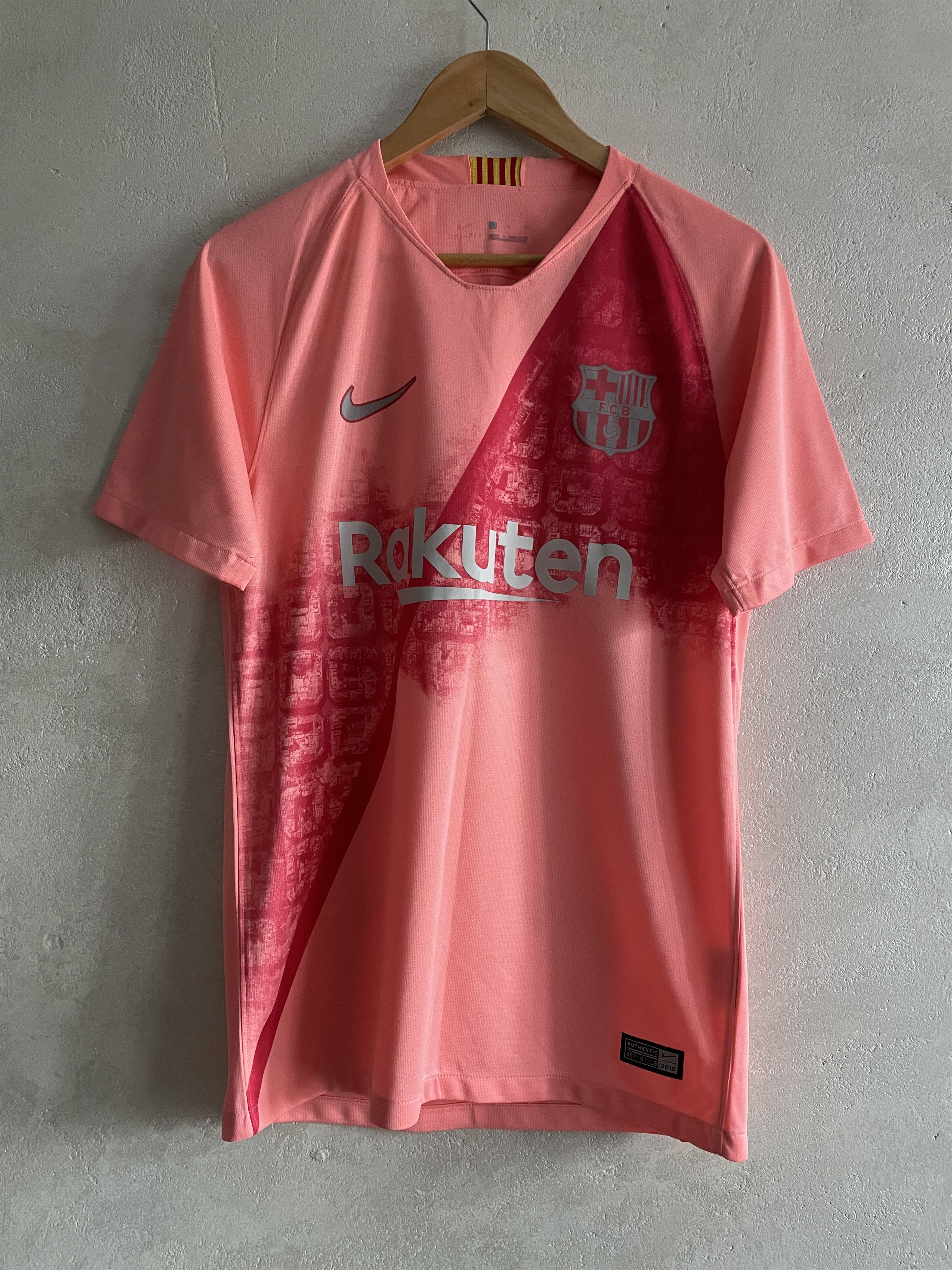 Nike FC Barcelona 2018 2019 Third Kit Shirt Soccer Jersey Size US S / EU 44-46 / 1 - 1 Thumbnail