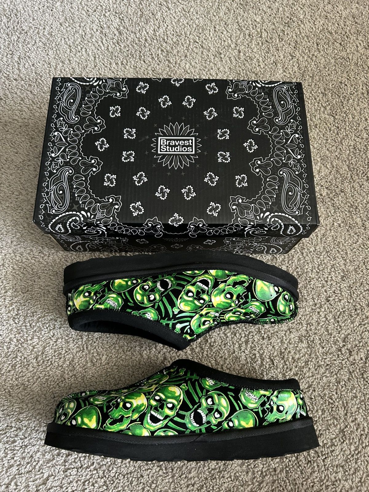 Bravest Studios Bravest Studios Skull Slippers Size 8 Size US 8 / EU 41 - 2 Thumbnail
