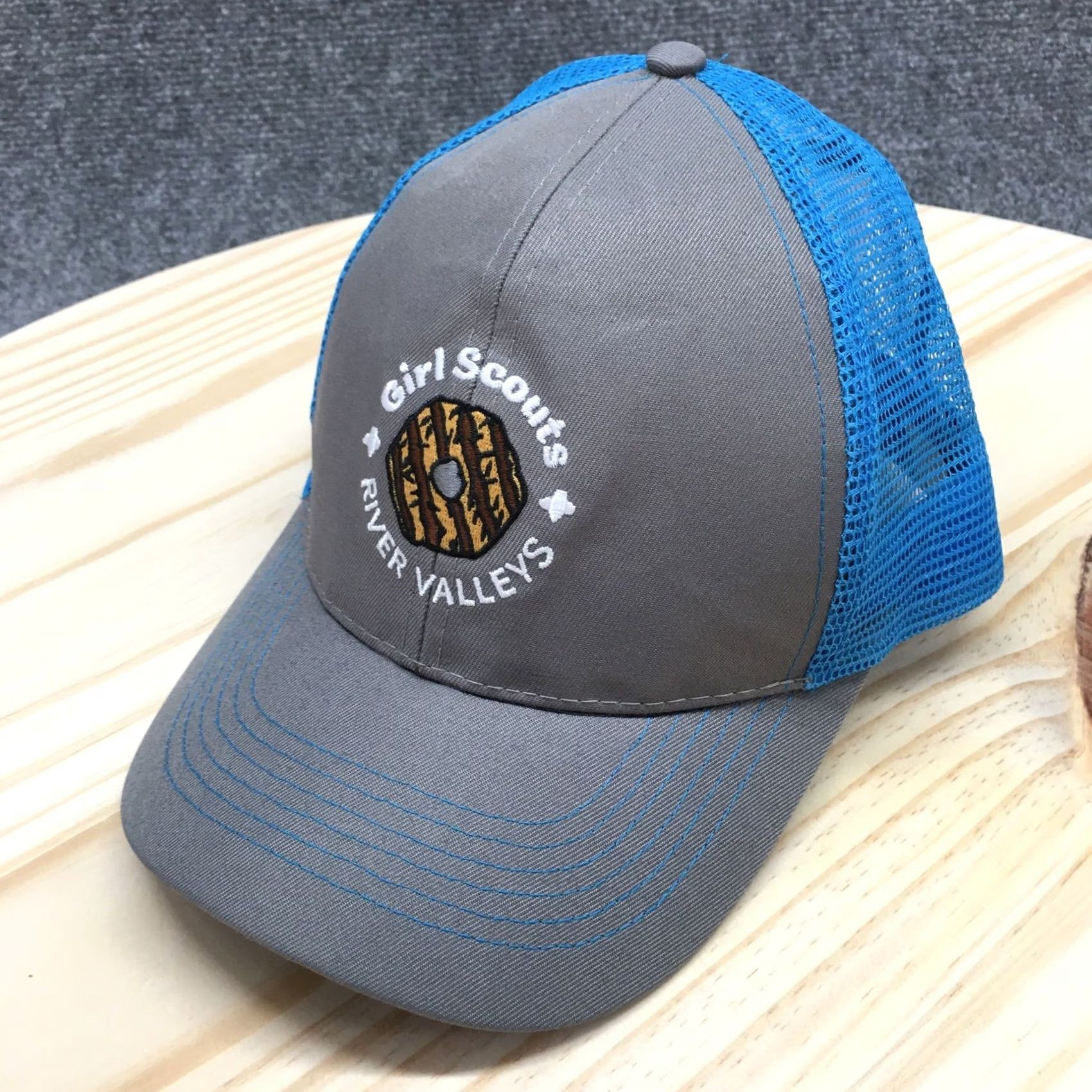 Vintage Girl Scouts River Valleys Trucker Hat Unisex Gray OSFA Curved Brim Embroidered Size ONE SIZE - 2 Thumbnail