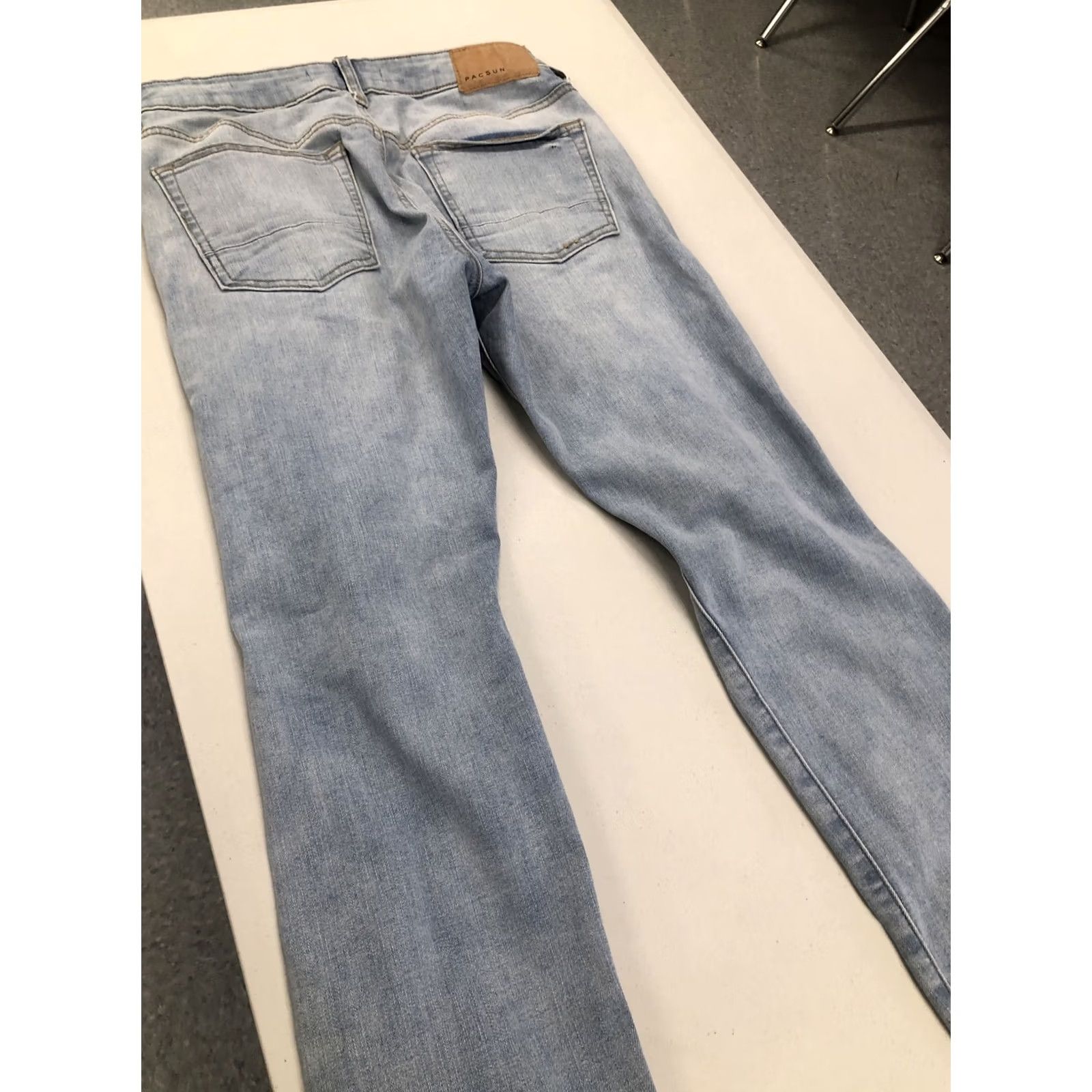 Pacsun PacSun Men’s Slim Taper Jeans Size 30 X27 Distressed Denim Wash PacSun Jeans Slim Tapered Jean Blue 5-Pocket Mens Regular Waist Rise Mid 10-12 in Size US 31 - 7 Thumbnail