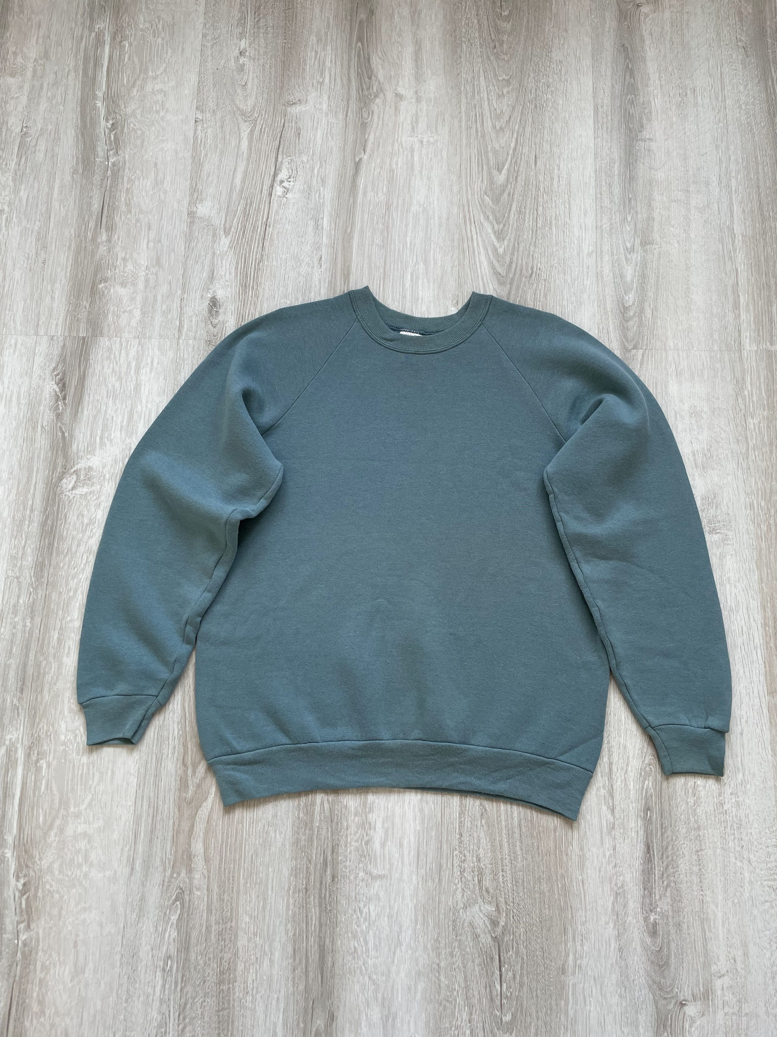 Vintage 90s Fruit Of The Loom Basic Sweatshirt Size US S / EU 44-46 / 1 - 1 Thumbnail