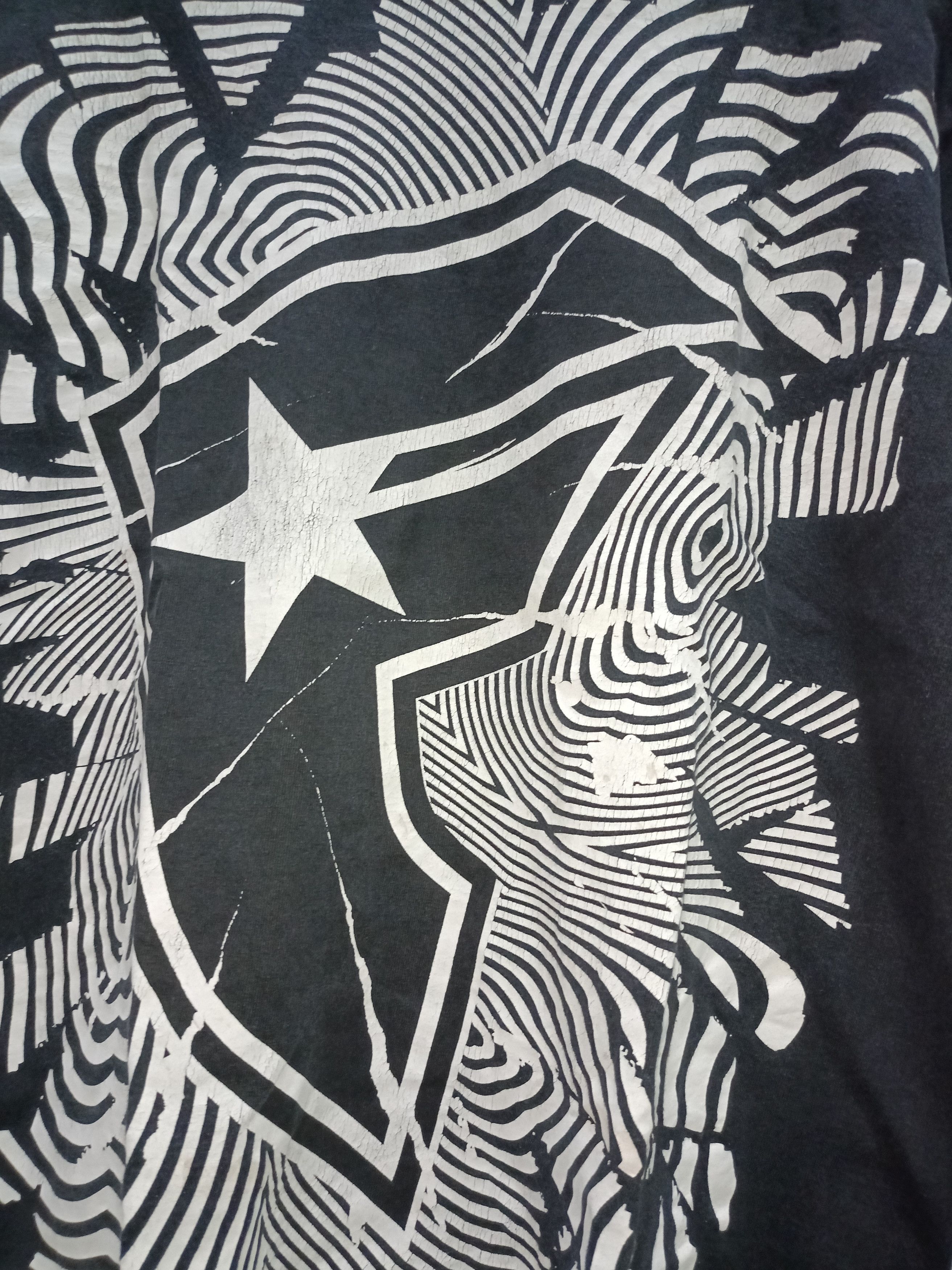 Famous Stars And Straps TSHIRT : FAMOUS STAR AND STRAPS Size US S / EU 44-46 / 1 - 5 Thumbnail