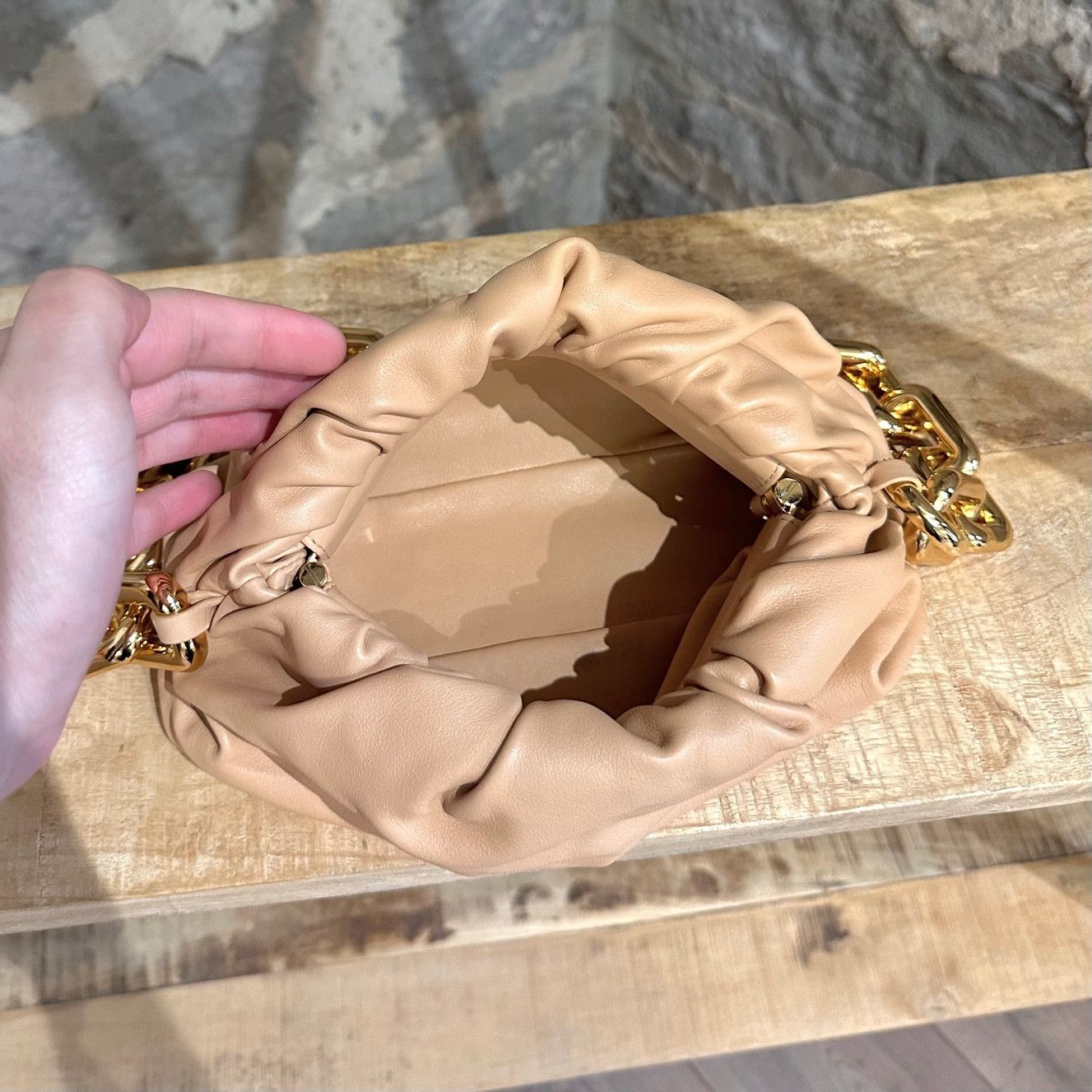 Bottega Veneta Bottega Veneta Light Brown Leather The Chain Pouch Clutch Size ONE SIZE - 10 Thumbnail