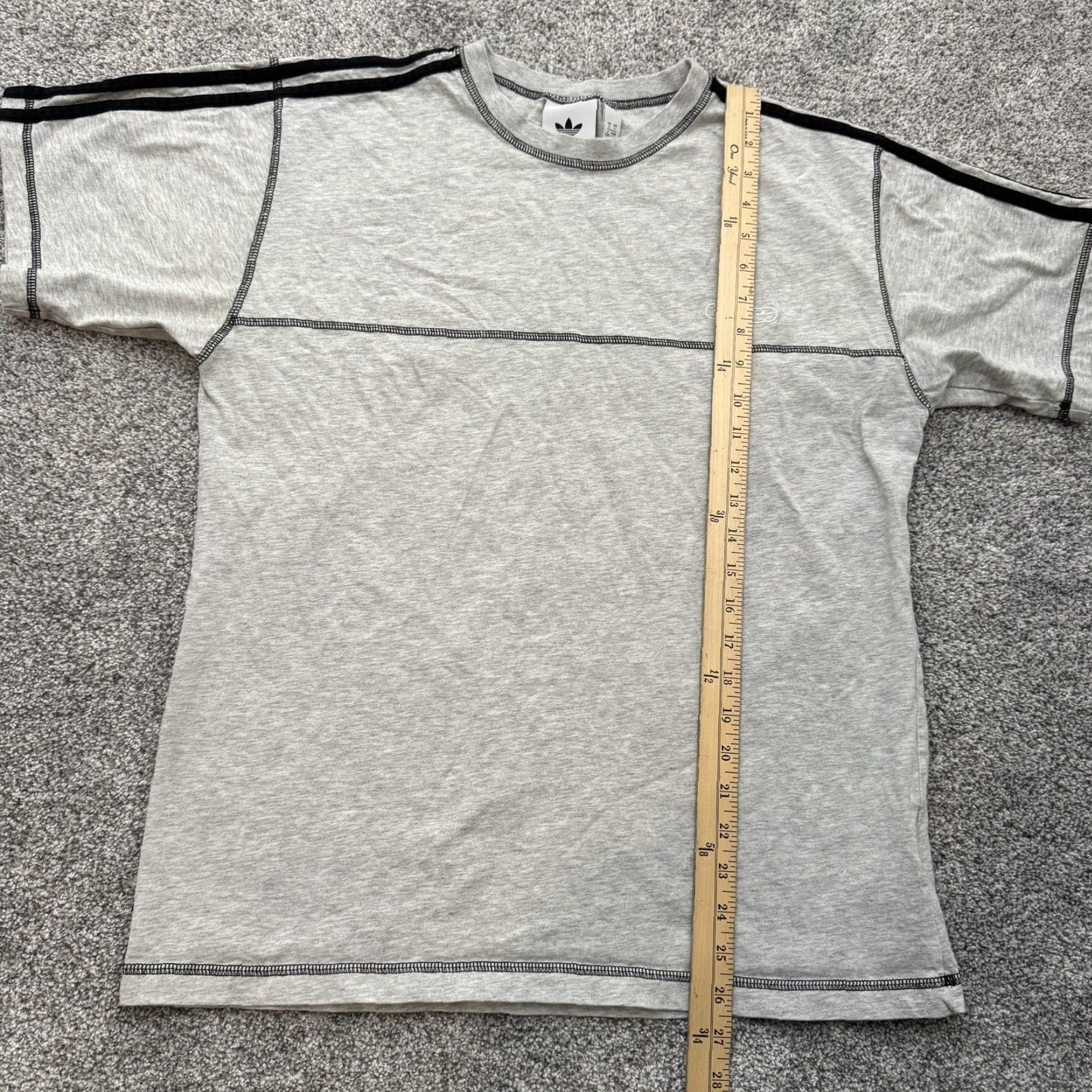 Adidas Adidas Shirt Mens Large Gray Crewneck Three Stripes Trefoil Logo Athletic GN3887 Size US L / EU 52-54 / 3 - 4 Thumbnail