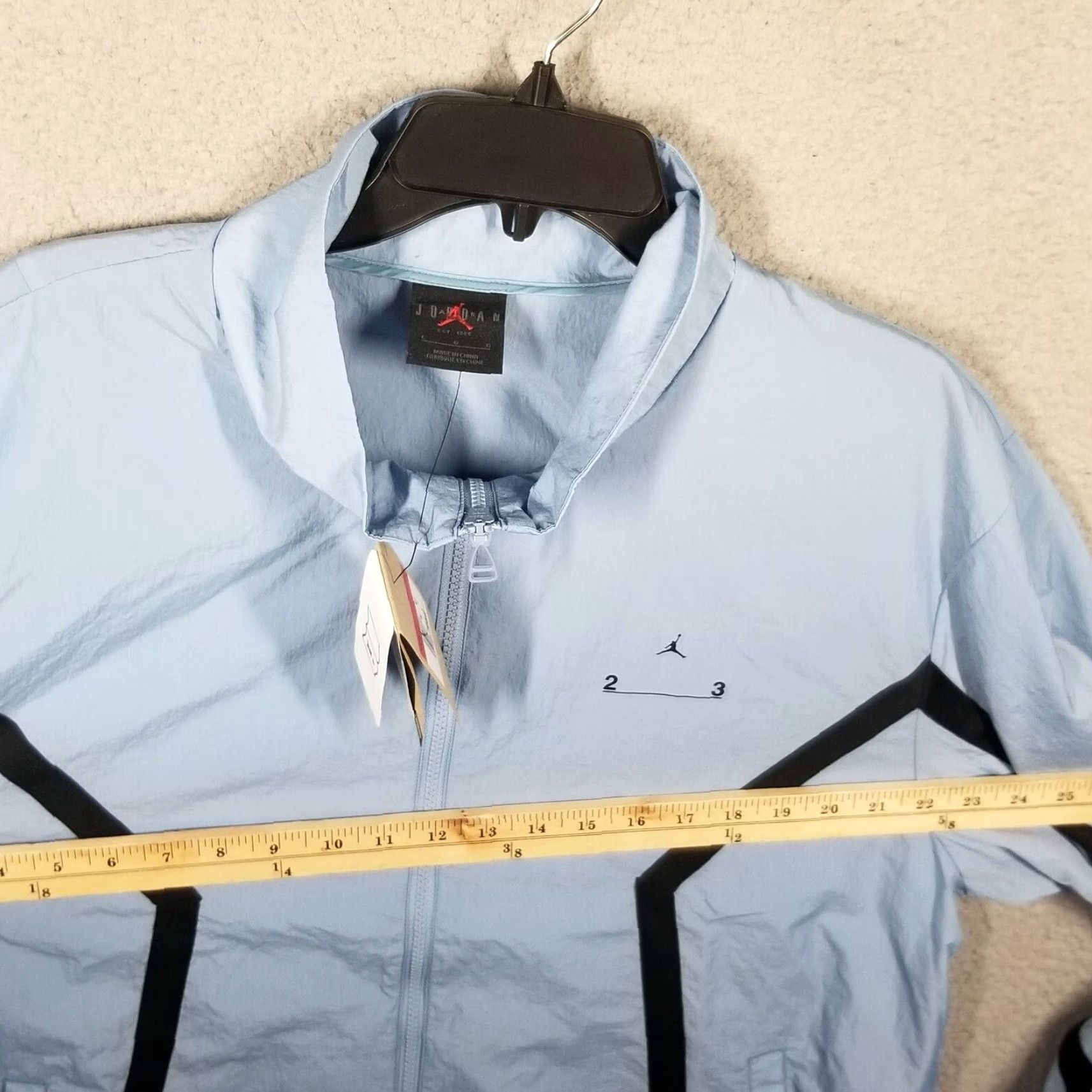 Nike Nike Jordan 23 Engineered Windbreaker Jacket Men Large Carolina Blue Rare Color Size US L / EU 52-54 / 3 - 6 Thumbnail