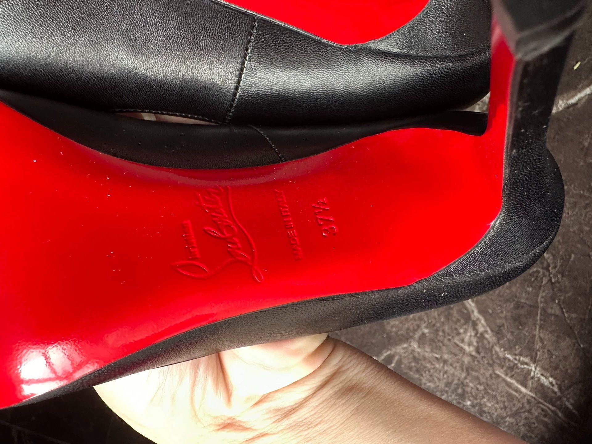 Christian Louboutin CL Red Sole Black Pumps 37.5 New W/Box & Dust Bag Size US 7 / IT 37 - 6 Thumbnail