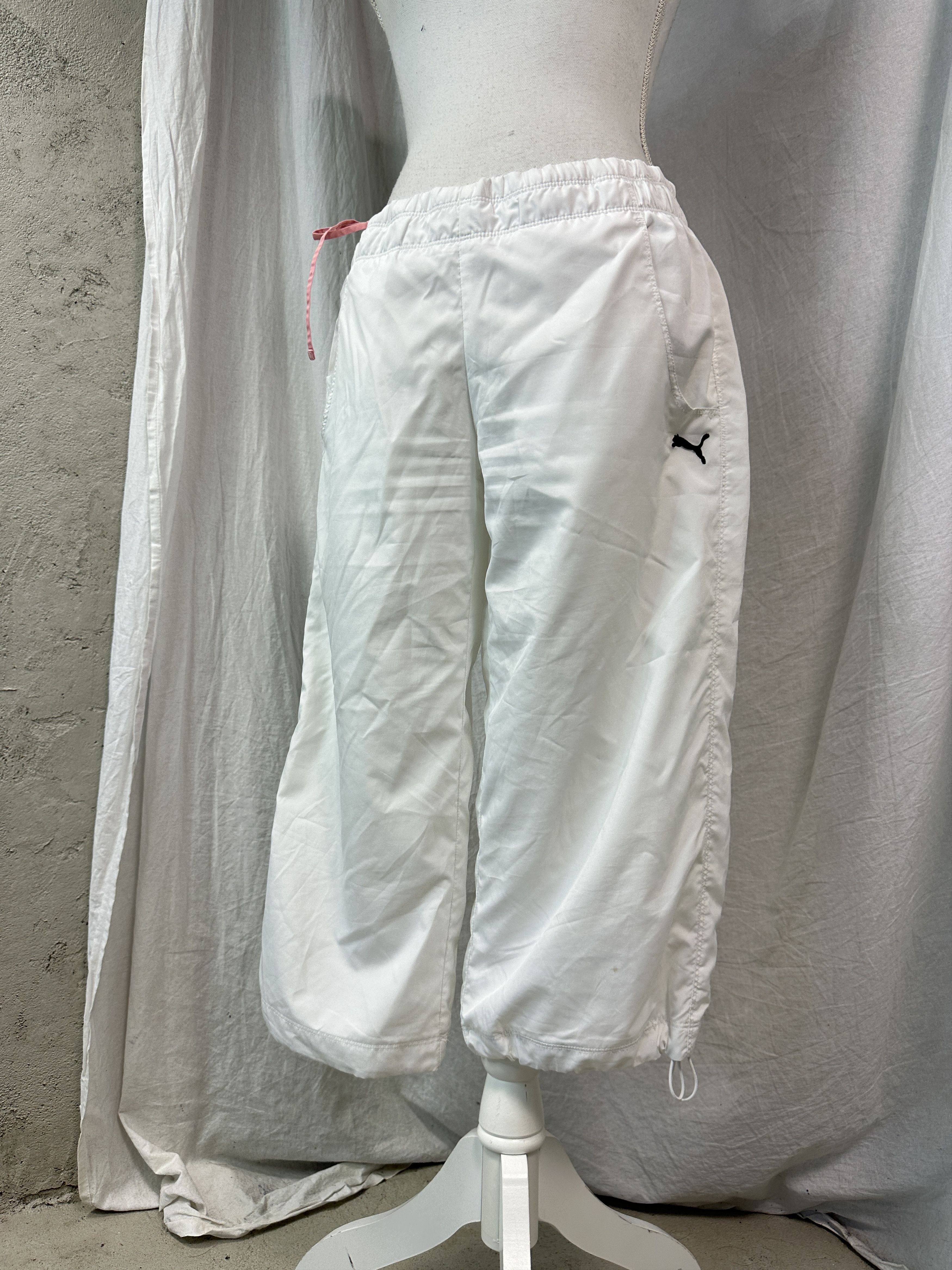Puma Vintage Sporty Puma Capri Parachute Sweatpants 00s Size 27" / US 4 / IT 40 - 1 Thumbnail
