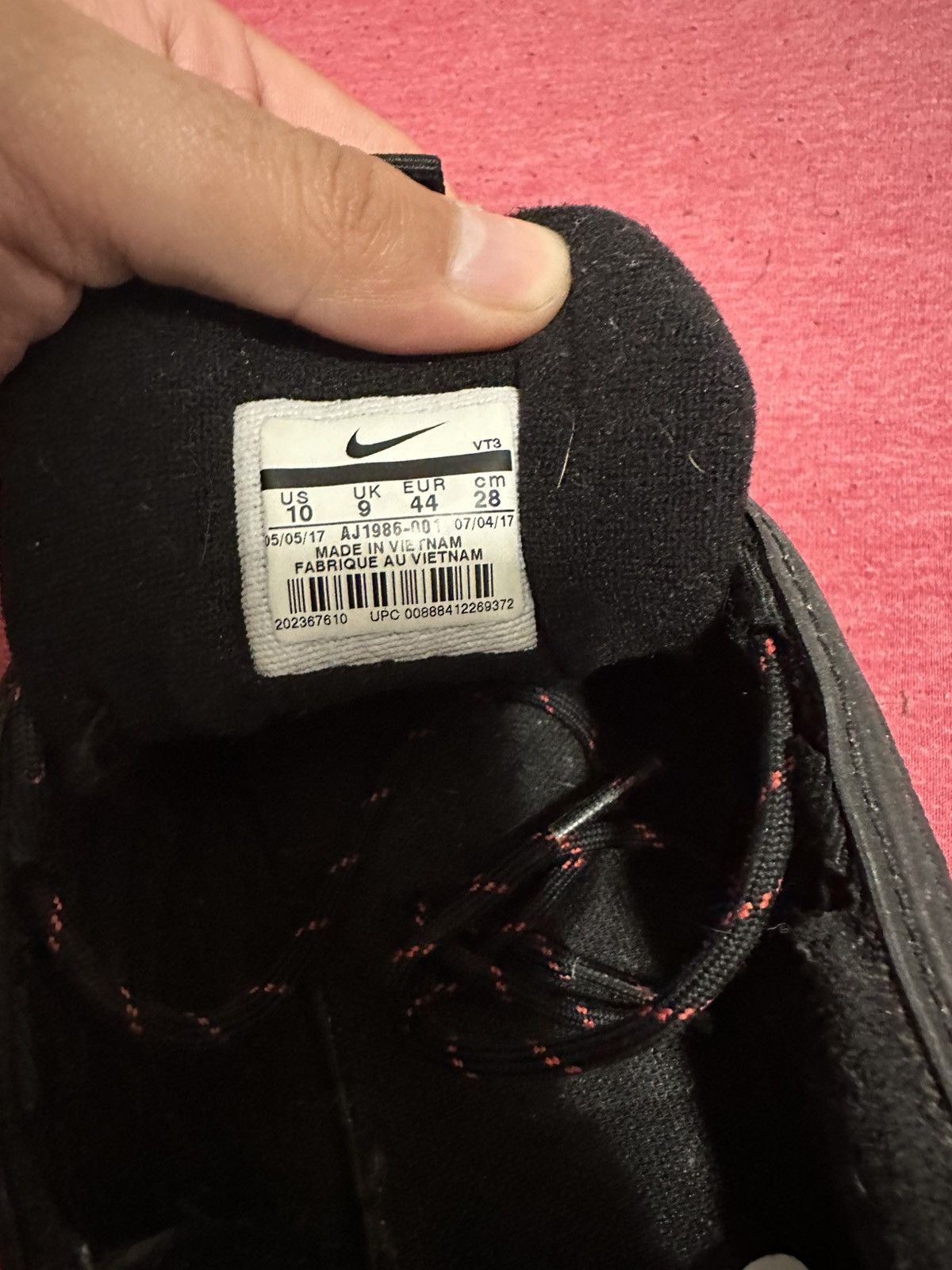 Nike × Undefeated Nike Undefeated Air Max 97 Size US 10 / EU 43 - 6 Thumbnail