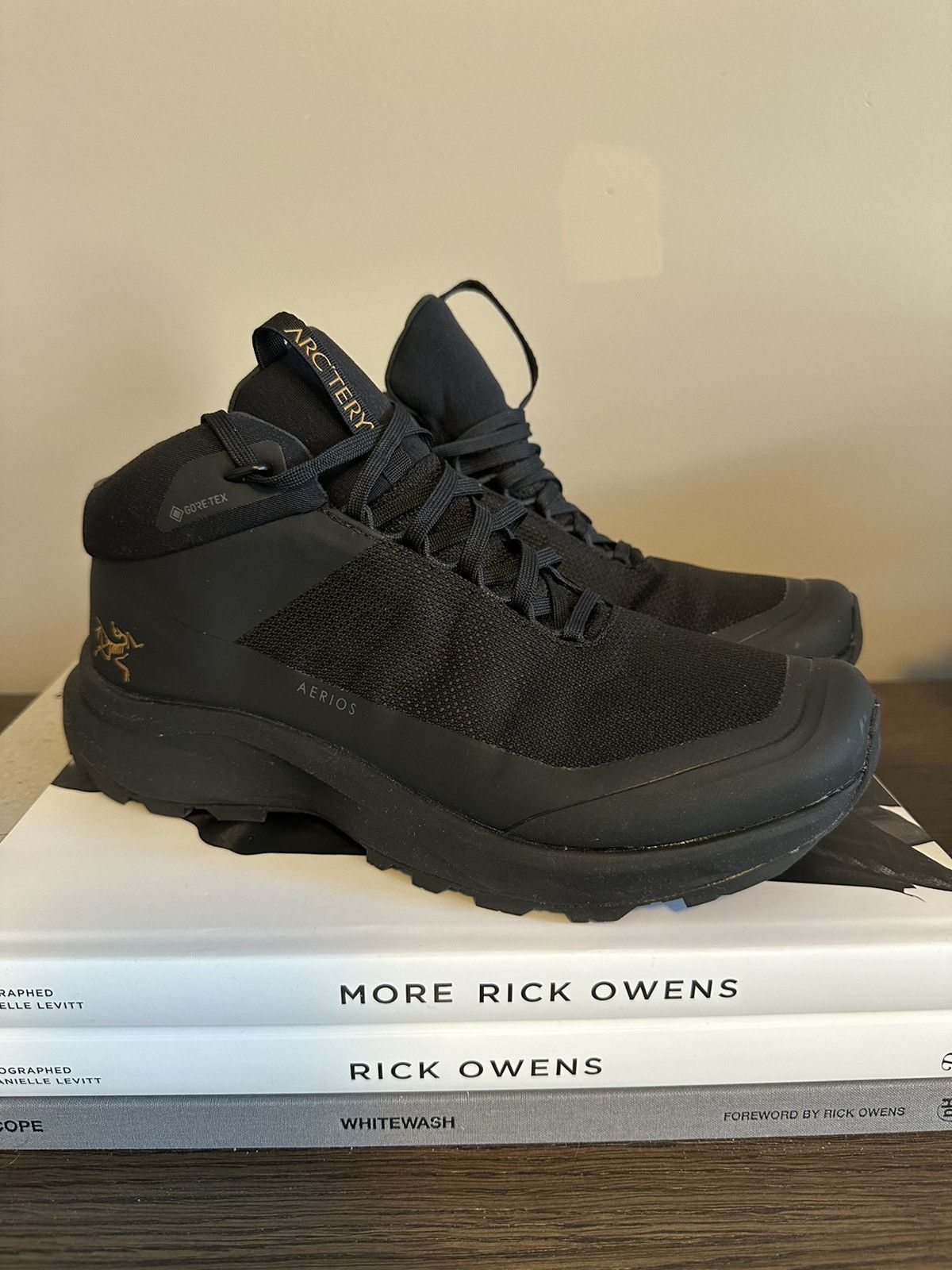 image of Arcteryx Arc’Teryx Aerios Boot in Black, Women's (Size 7.5)